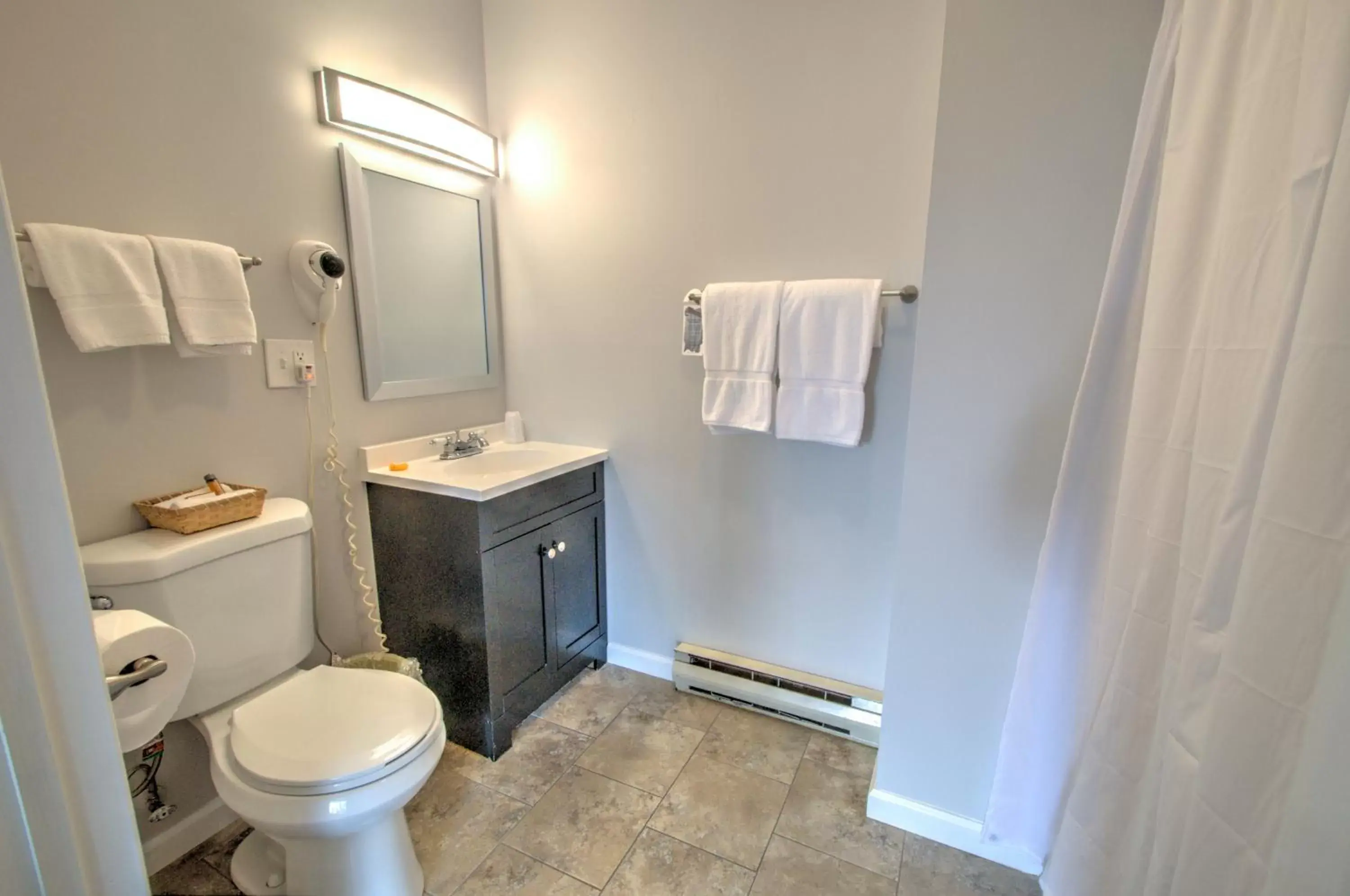 Bathroom in East Shore Lodging