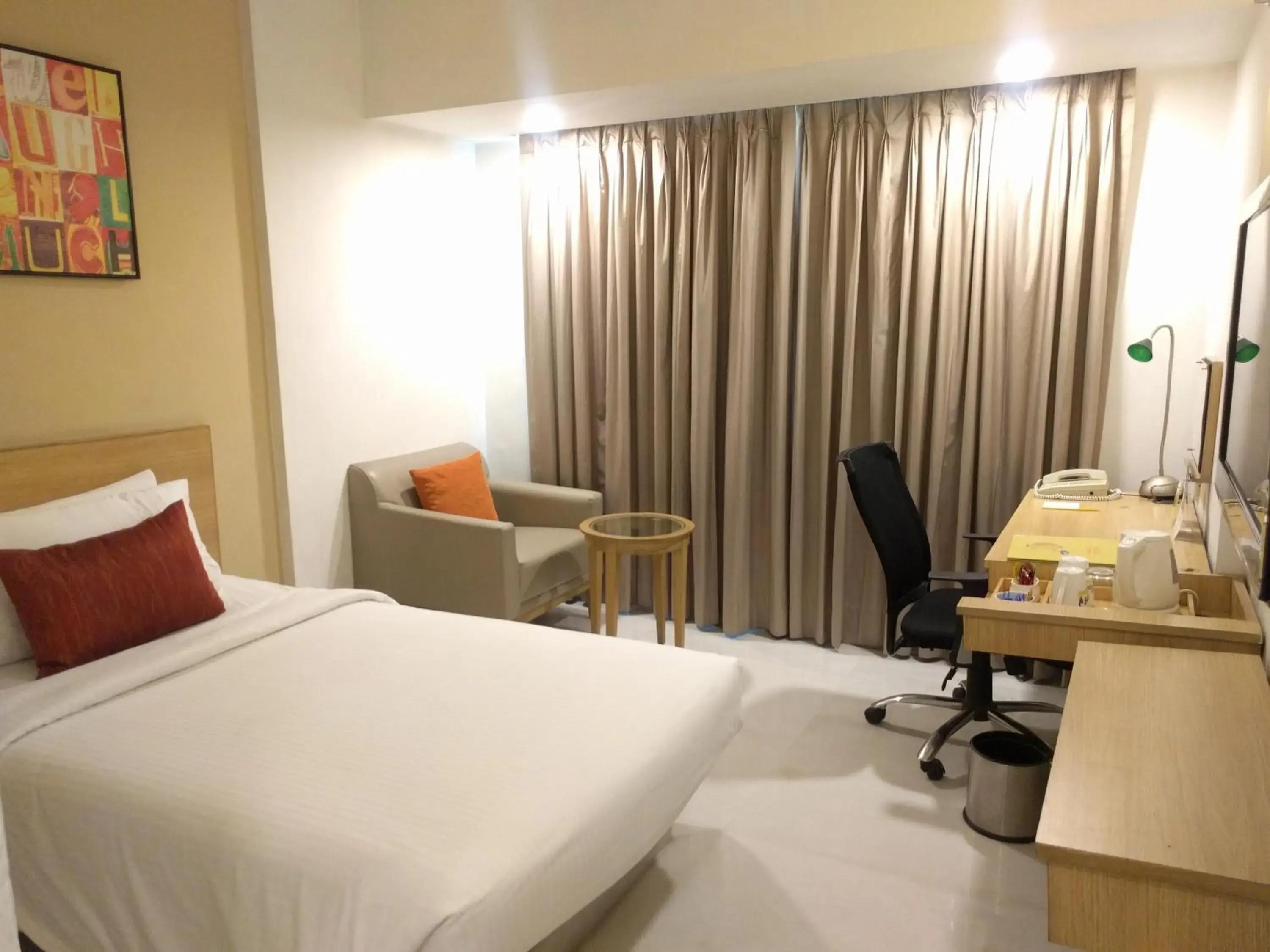 Bedroom in Lemon Tree Hotel, Udyog Vihar, Gurugram