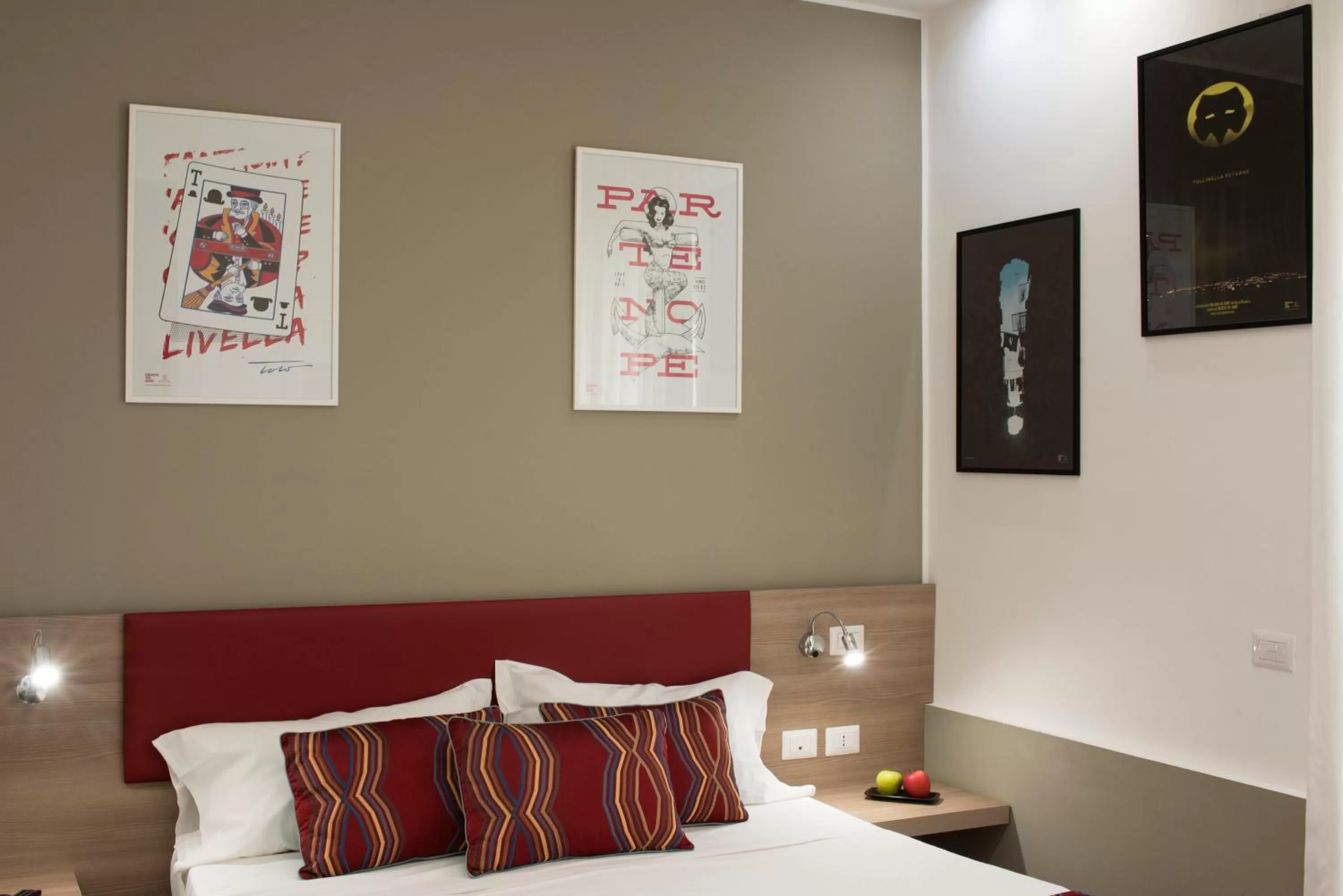 Bed in Regina Margherita Suite