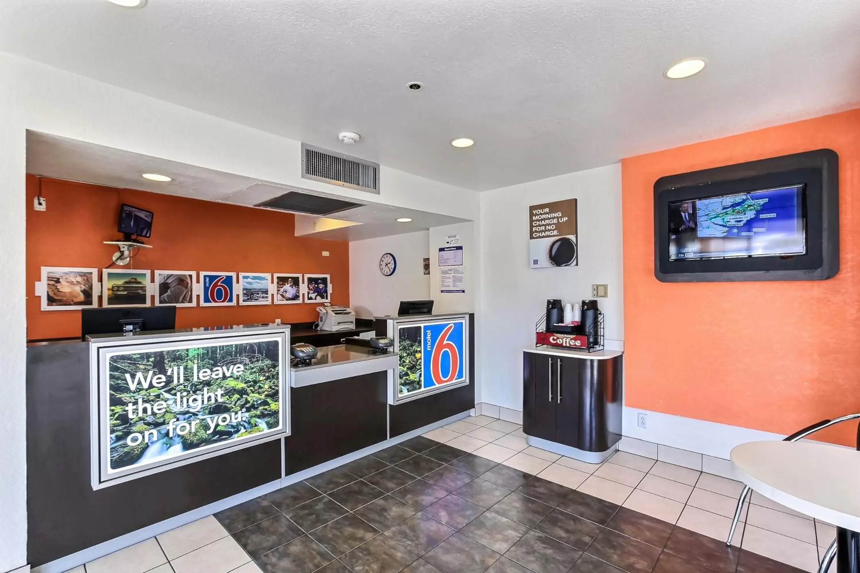 Lobby or reception in Motel 6-Livermore, CA