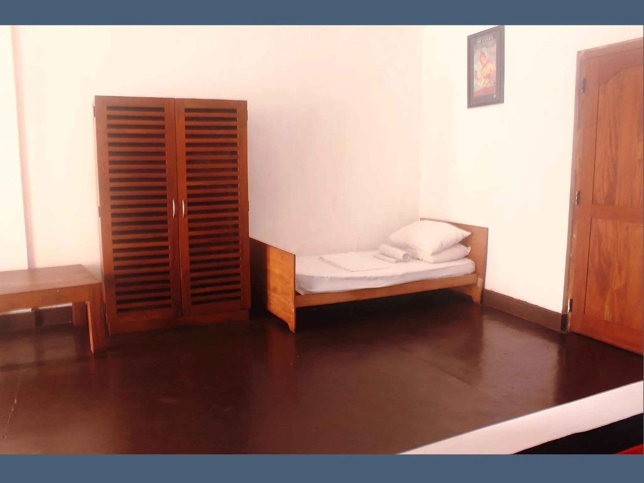 Bed in 256 Townhouse Rest