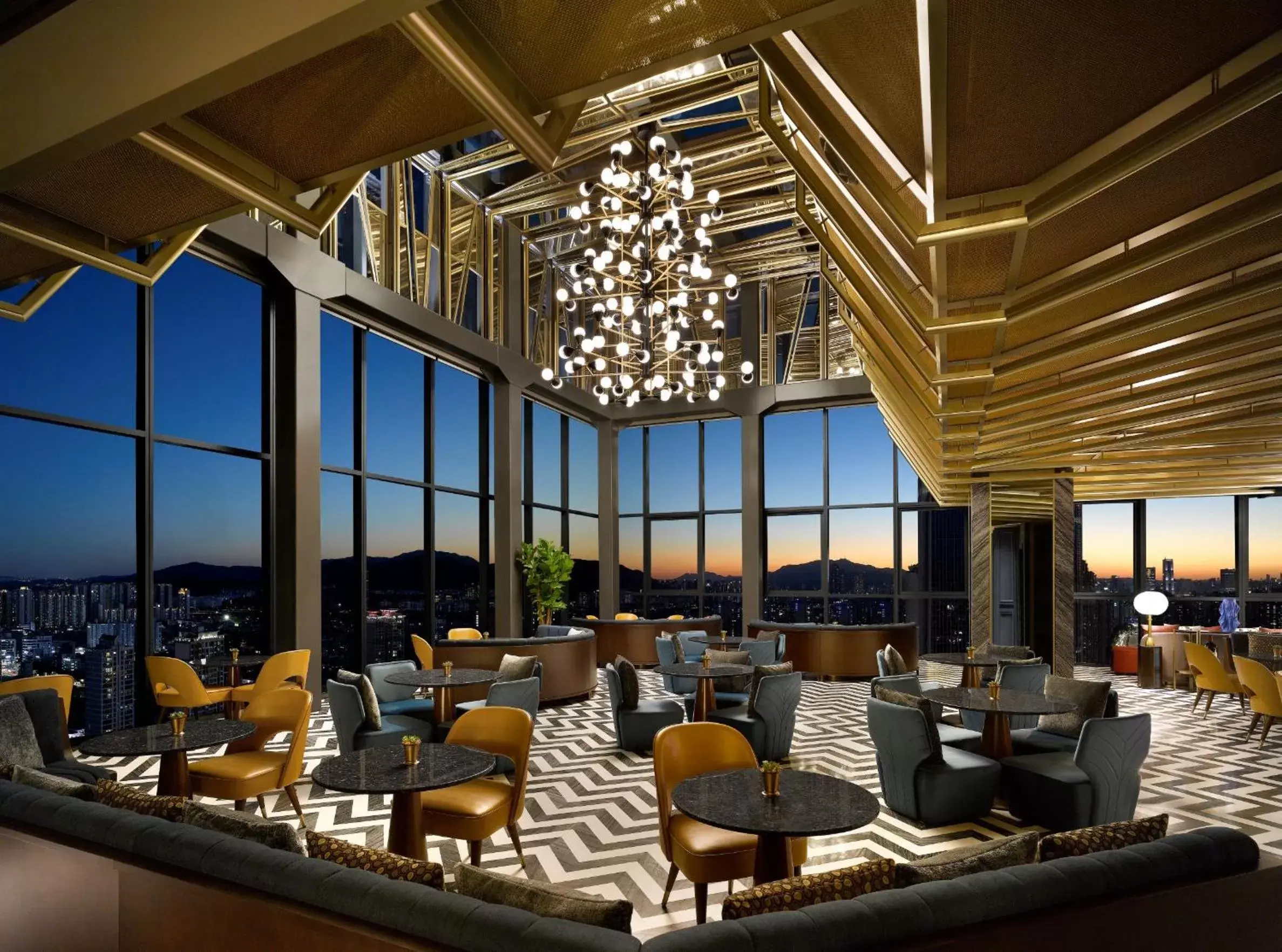 Lounge or bar, Restaurant/Places to Eat in Sofitel Ambassador Seoul Hotel & Serviced Residences