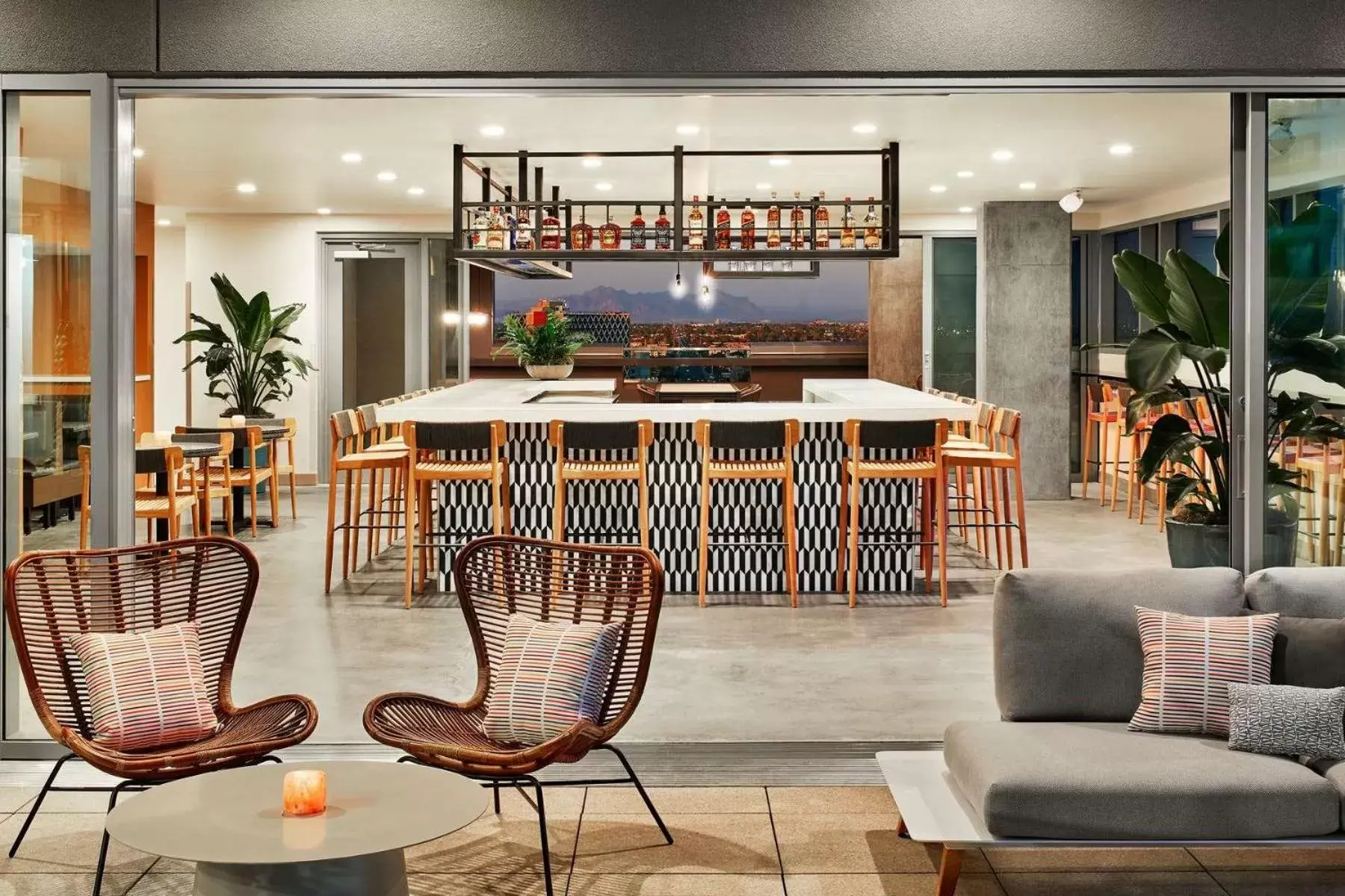 Lounge or bar, Lounge/Bar in Canopy By Hilton Tempe Downtown