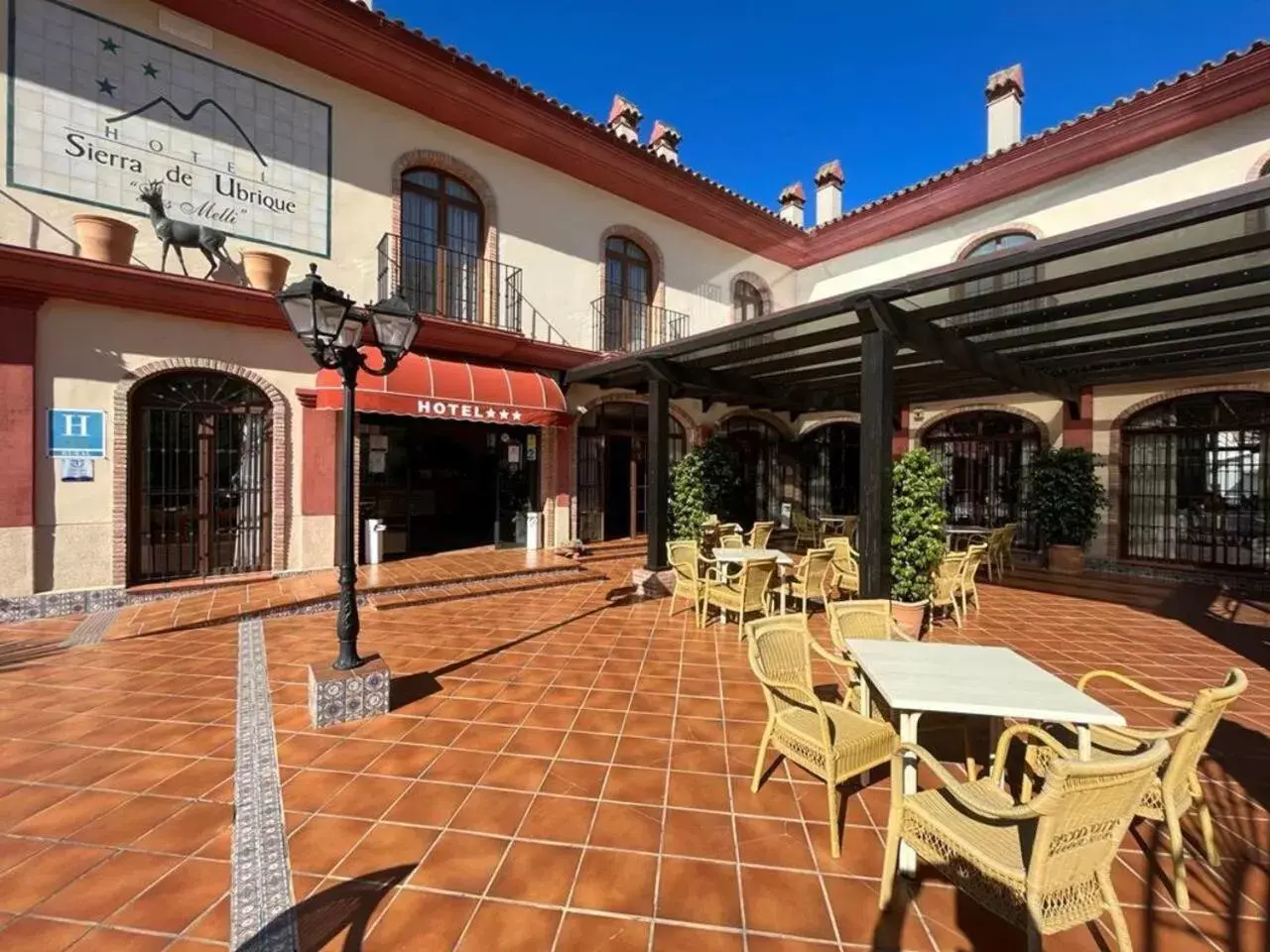 Balcony/Terrace, Restaurant/Places to Eat in Hotel Sierra de Ubrique