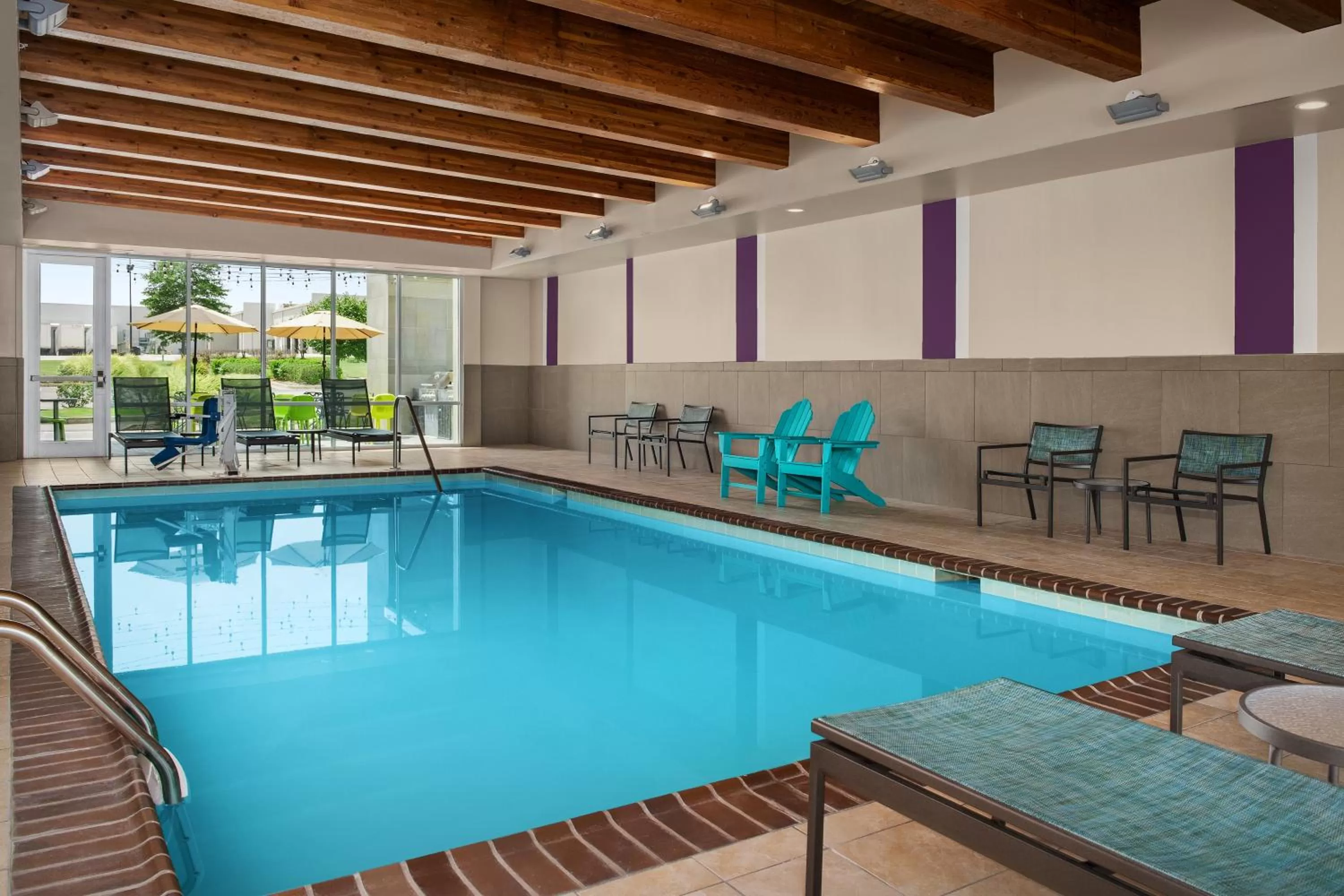 Swimming pool in Home2 Suites by Hilton - Memphis/Southaven