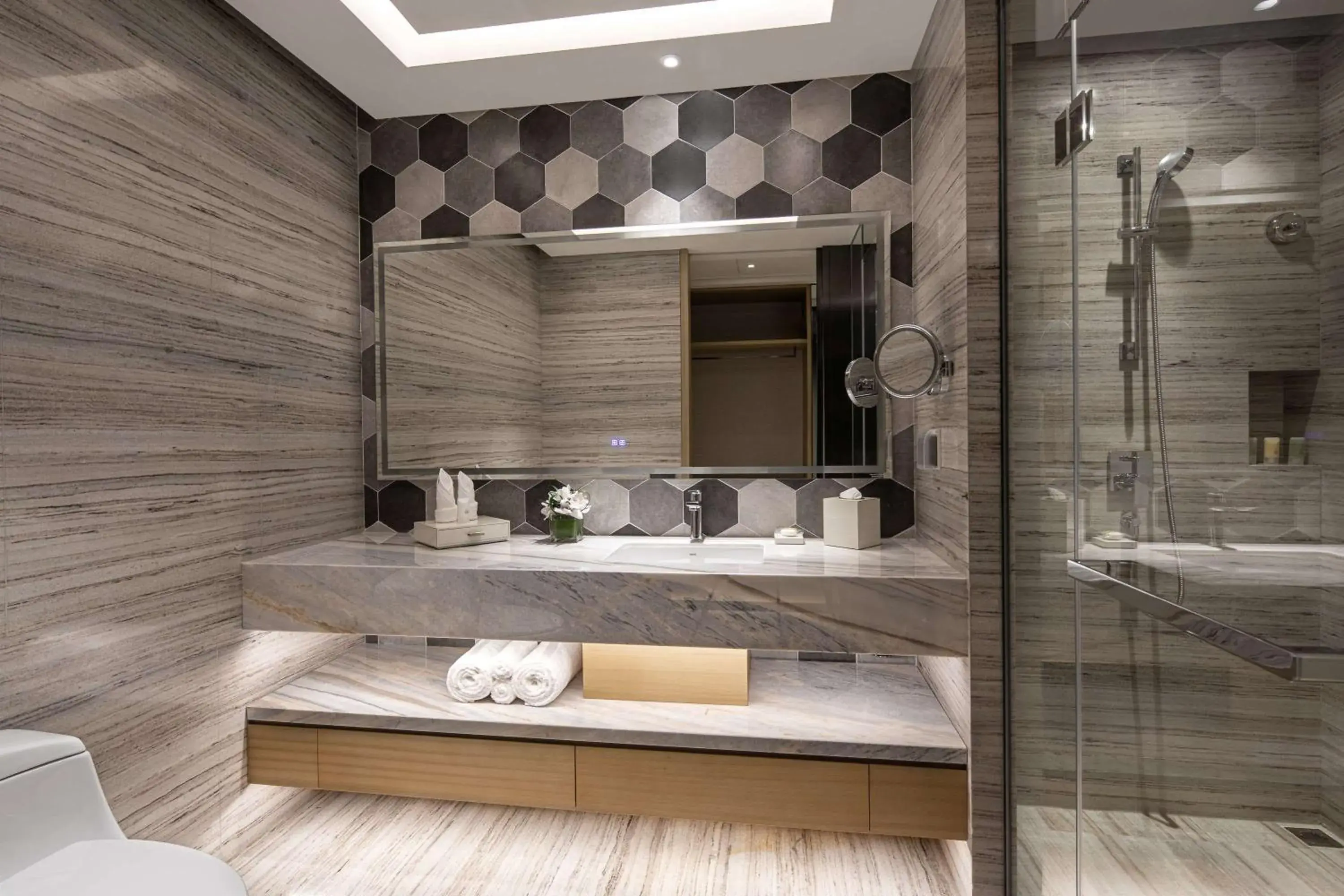 Photo of the whole room, Bathroom in Wyndham Shanghai Pudong