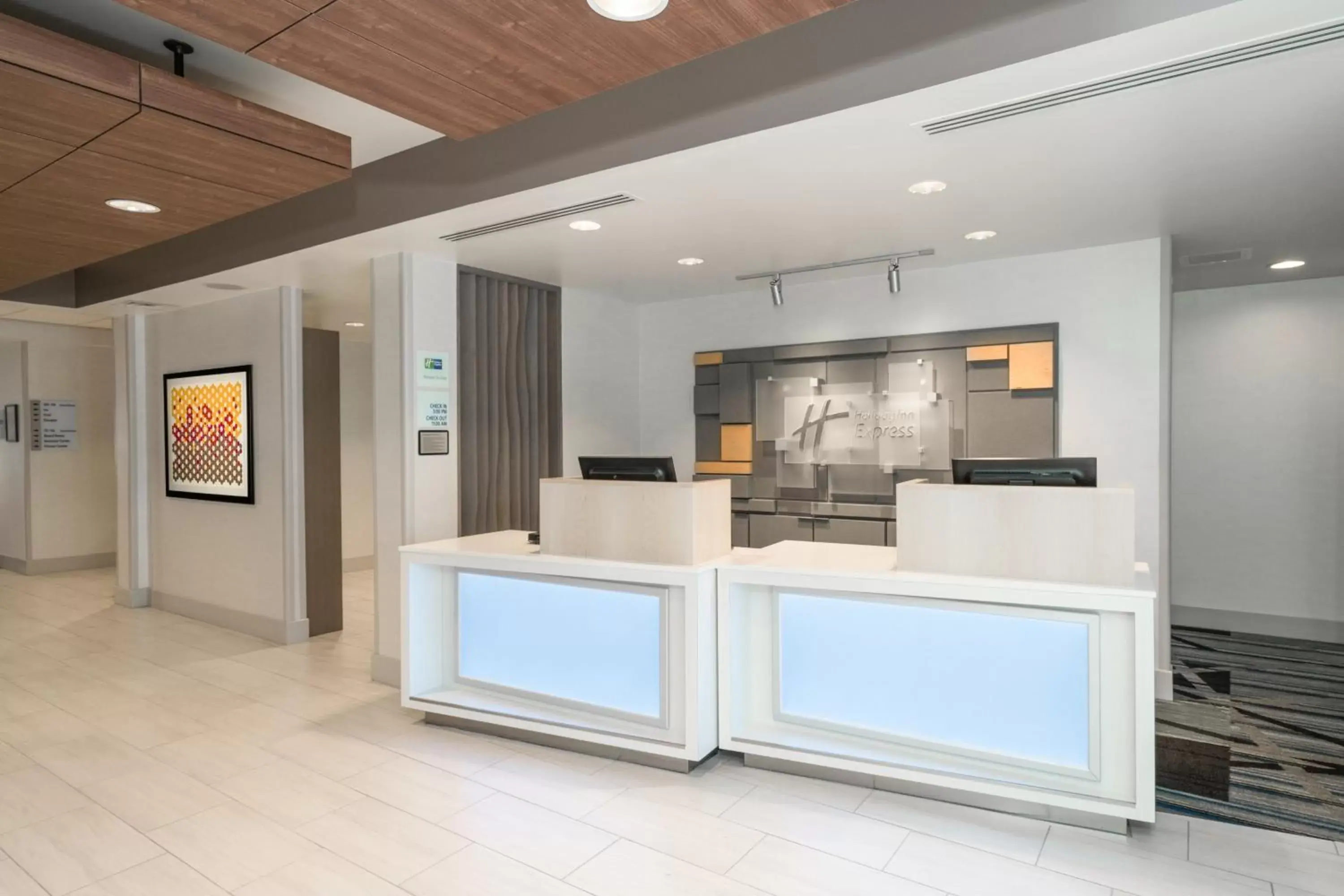 Lobby or reception, Lobby/Reception in Holiday Inn Express Radcliff Fort Knox, an IHG Hotel