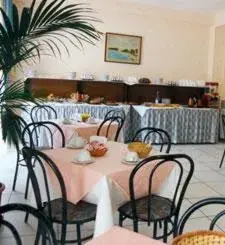 Restaurant/Places to Eat in Hotel Scala Greca