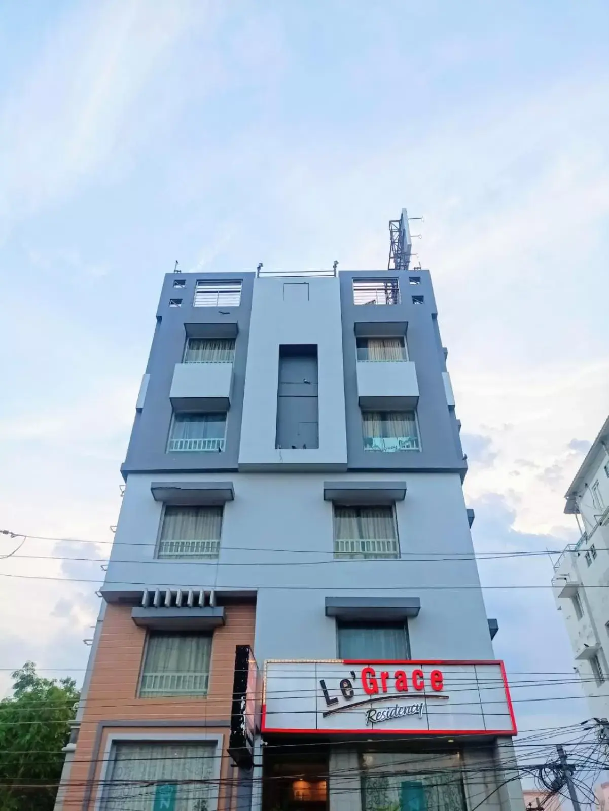 Le Grace Apollo Le Grace Apollo