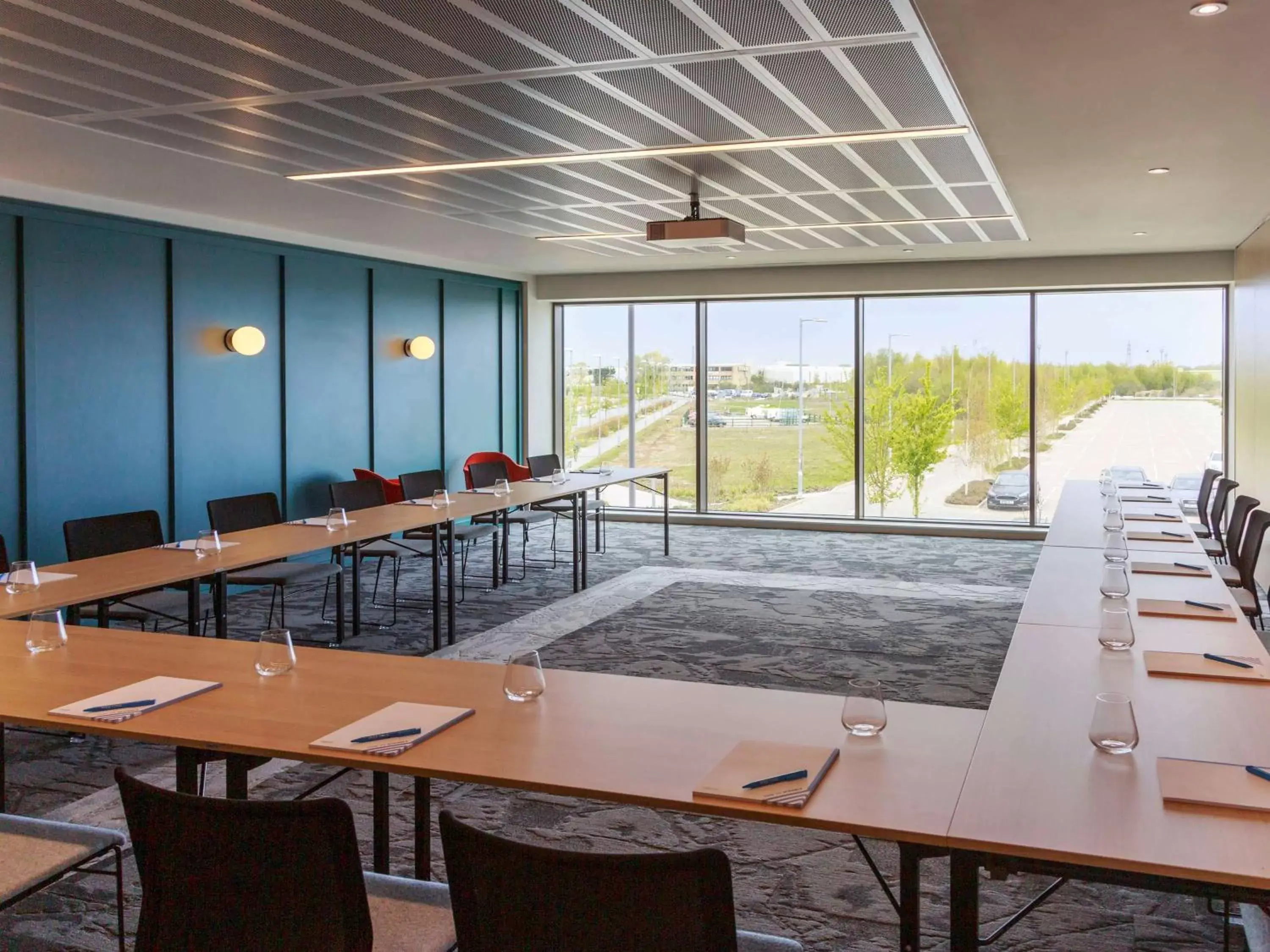 Meeting/conference room in Novotel Cambridge North