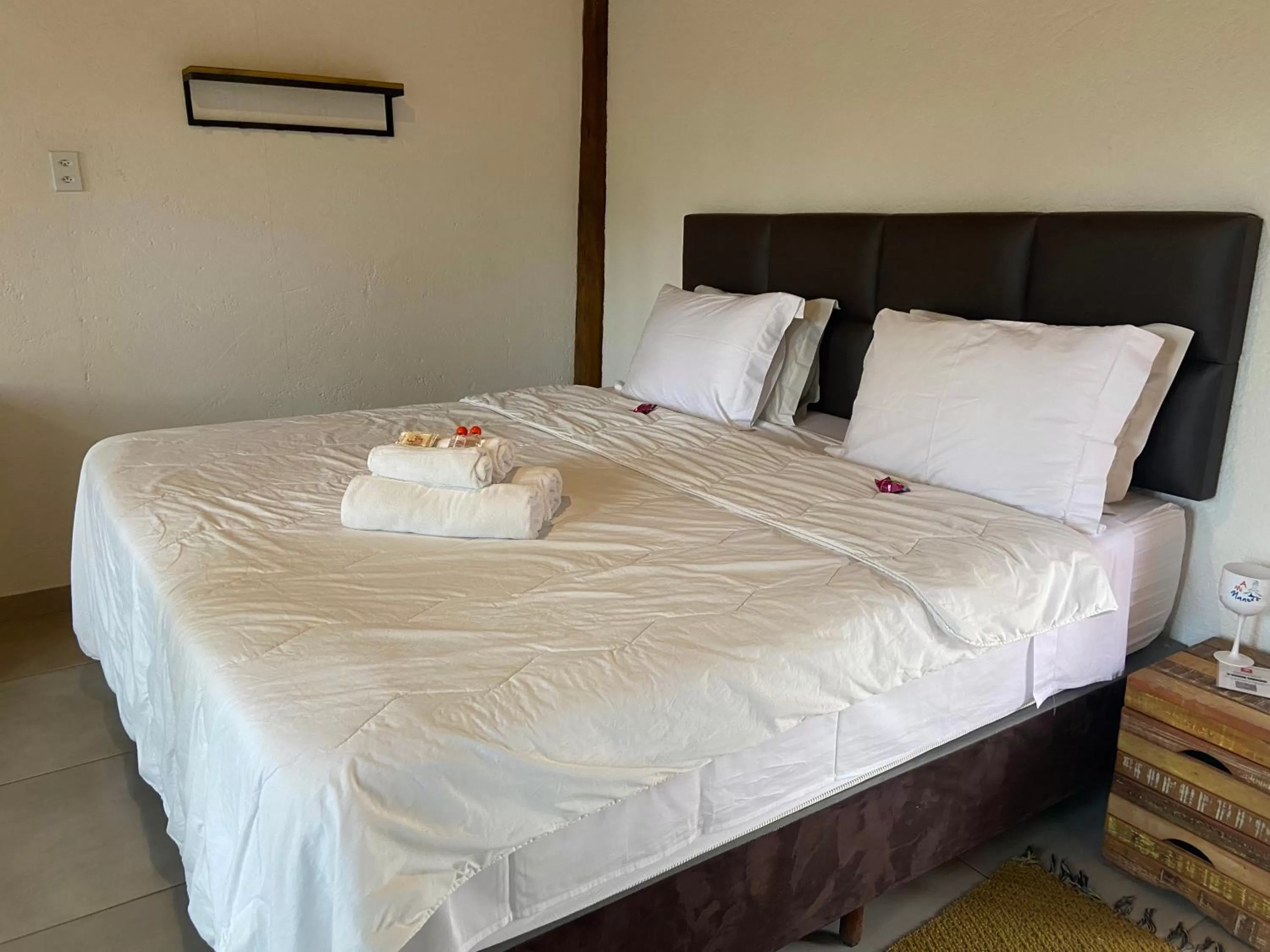 Bed in A Mi Manera Pousada , cerveja própria e Bistrô !