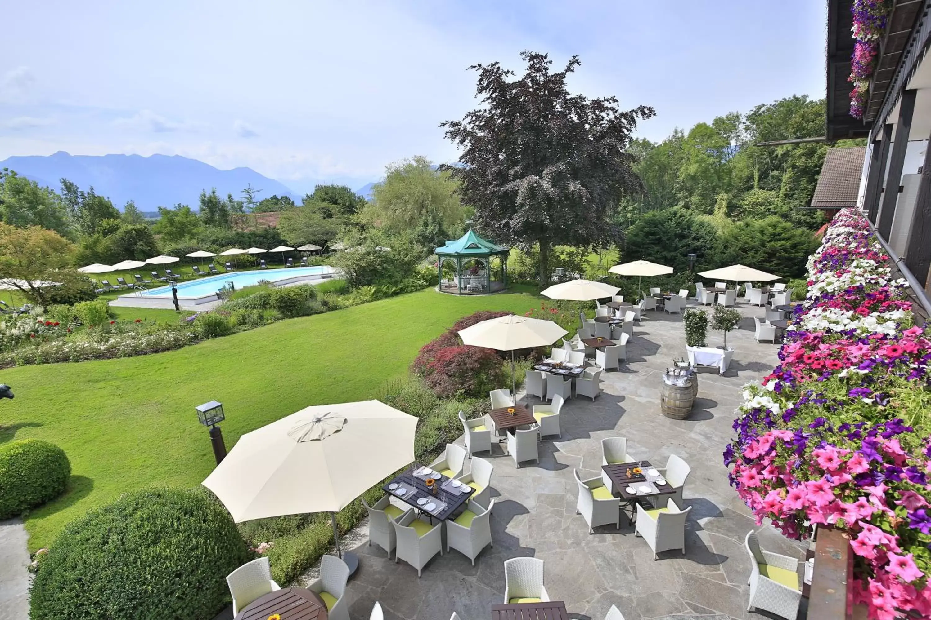 Garden in Alpenhof Murnau