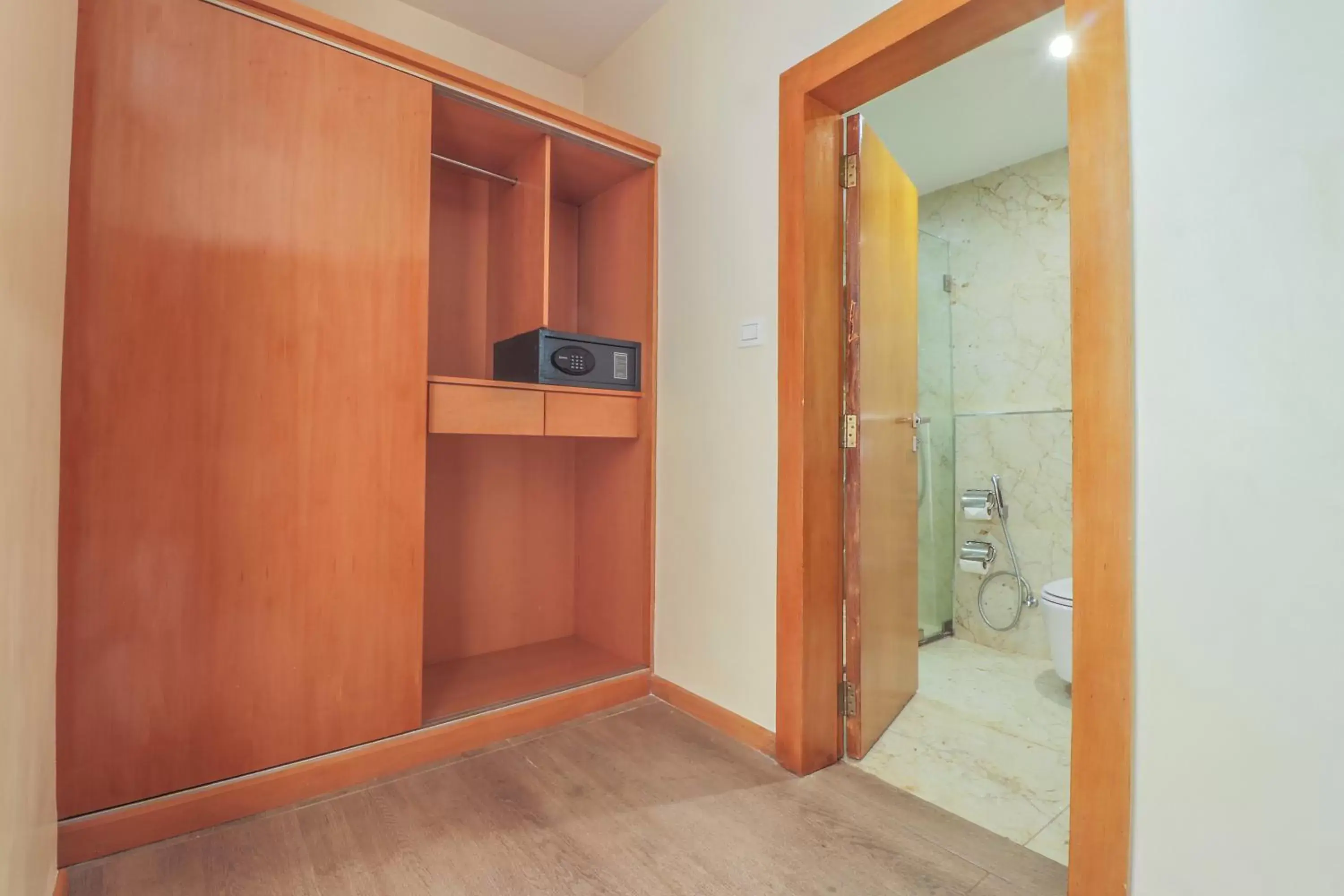 wardrobe, Bathroom in Golden Tulip Westlands Nairobi
