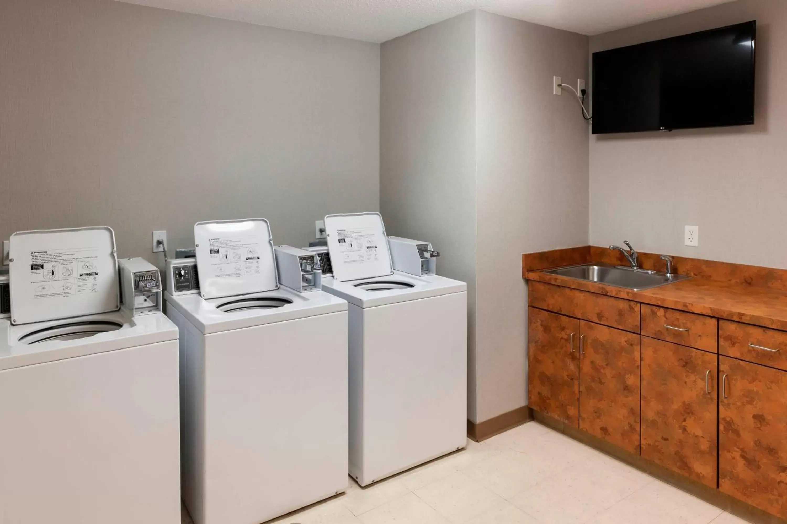 Other, Kitchen/Kitchenette in Residence Inn by Marriott Hattiesburg