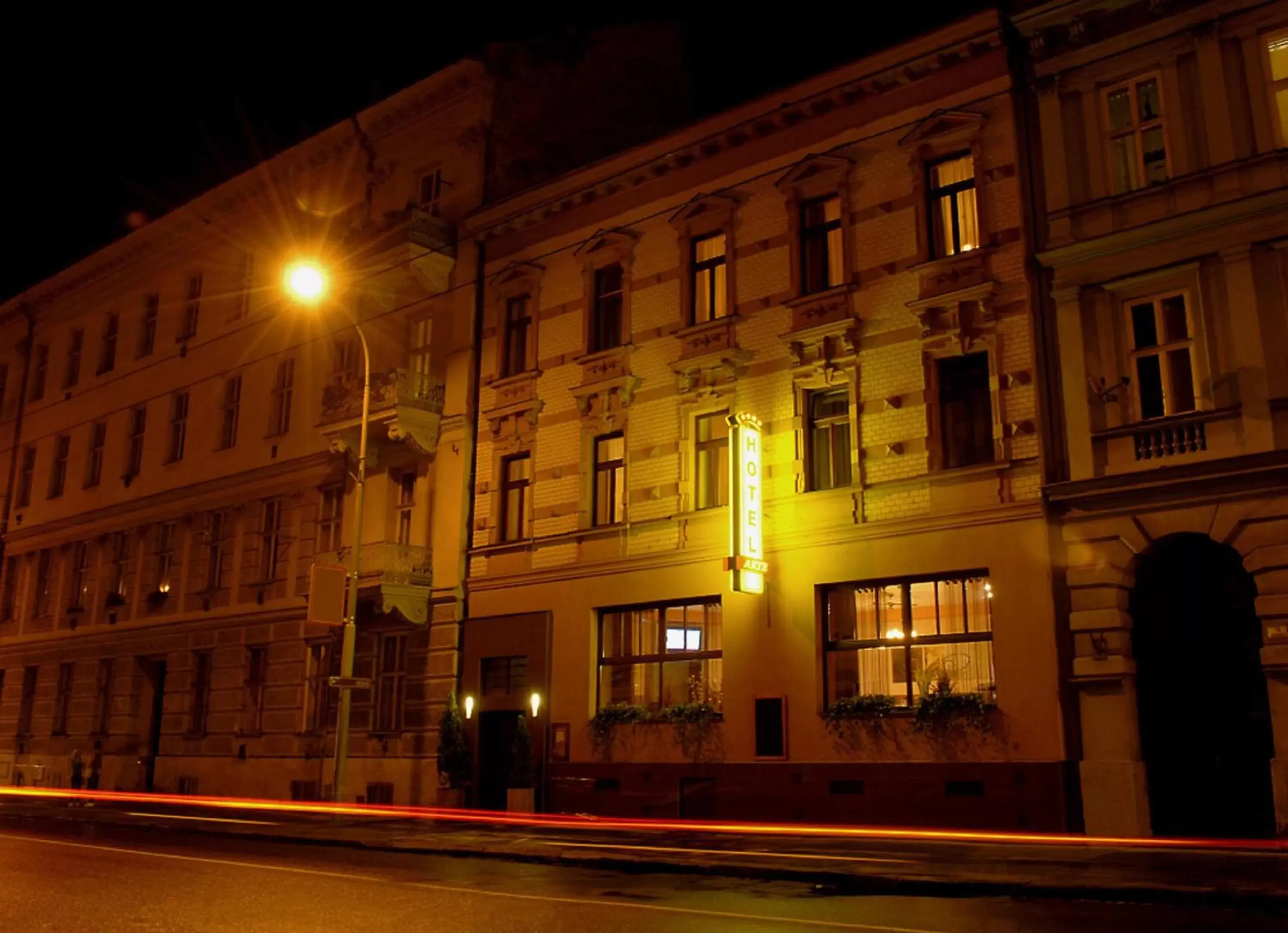 Facade/entrance, Neighborhood in Hotel Arte