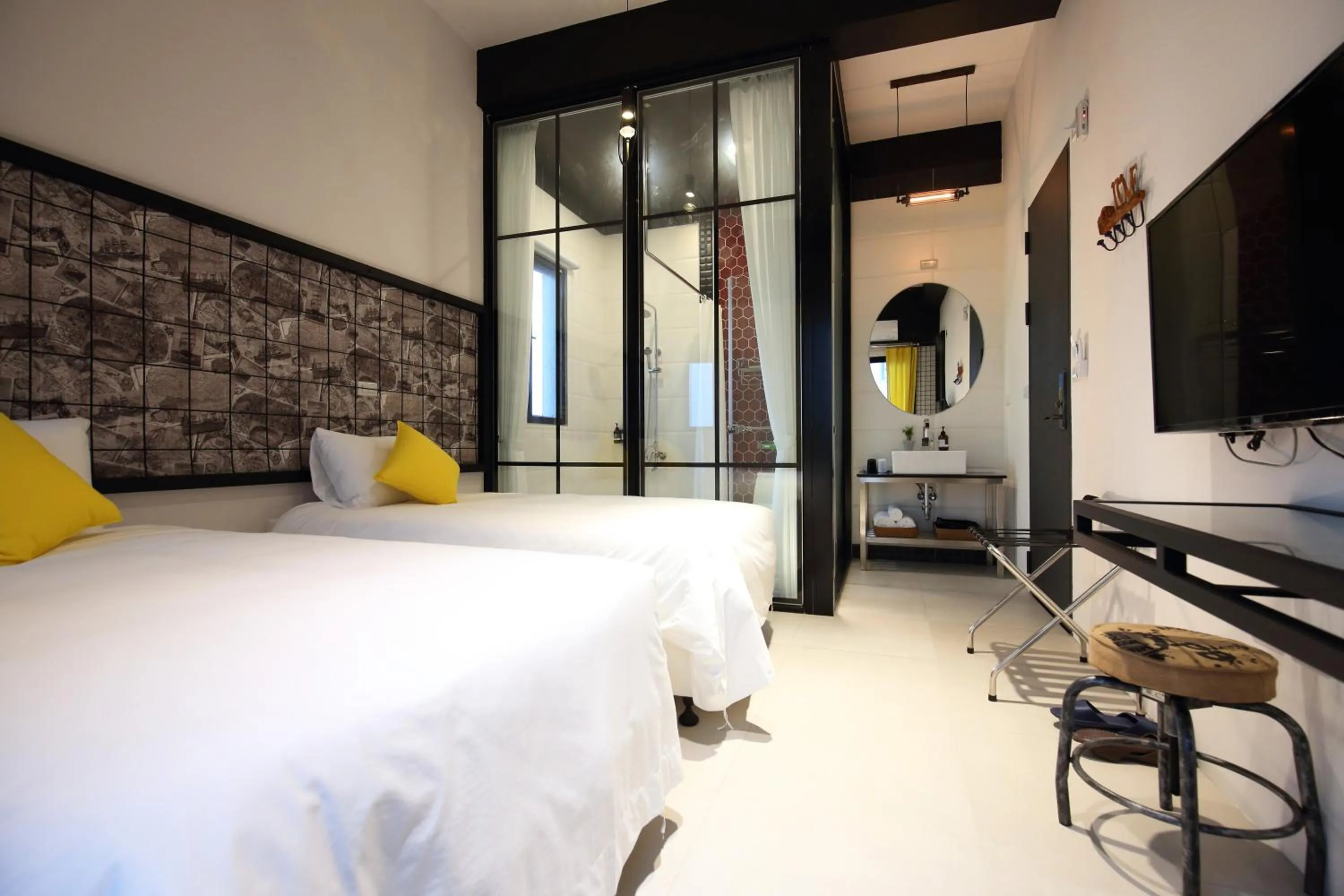 指南針民宿2178 & 工殿民宿2182