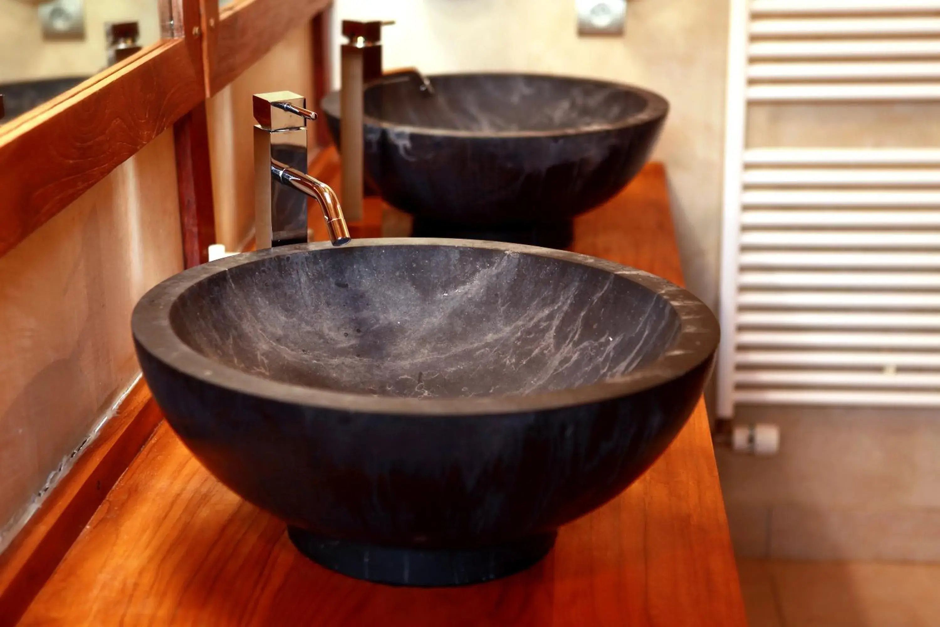 Bathroom in Manoir des Indes, The Originals Relais (Relais du Silence)