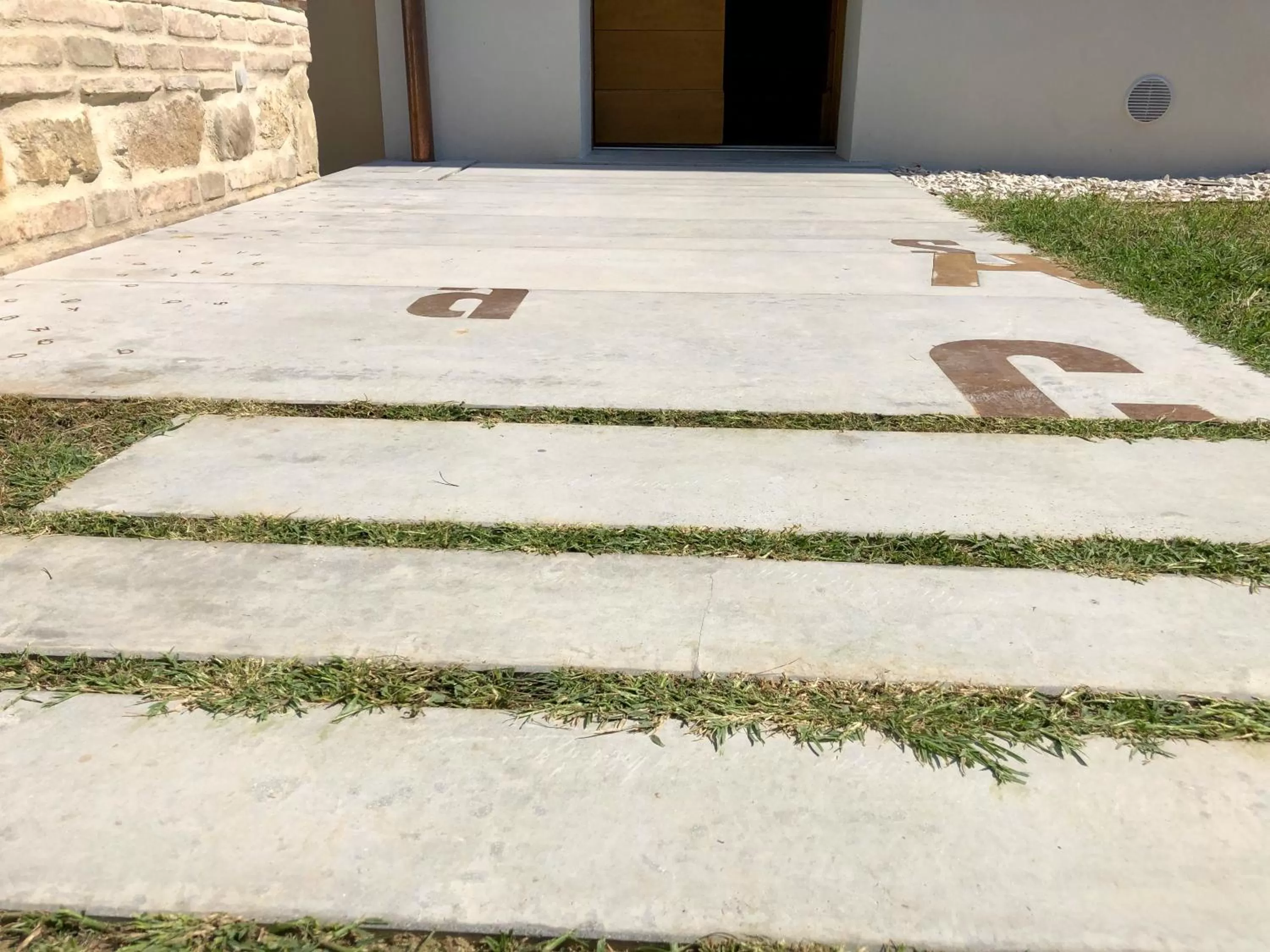 Property building in Dai Ventu