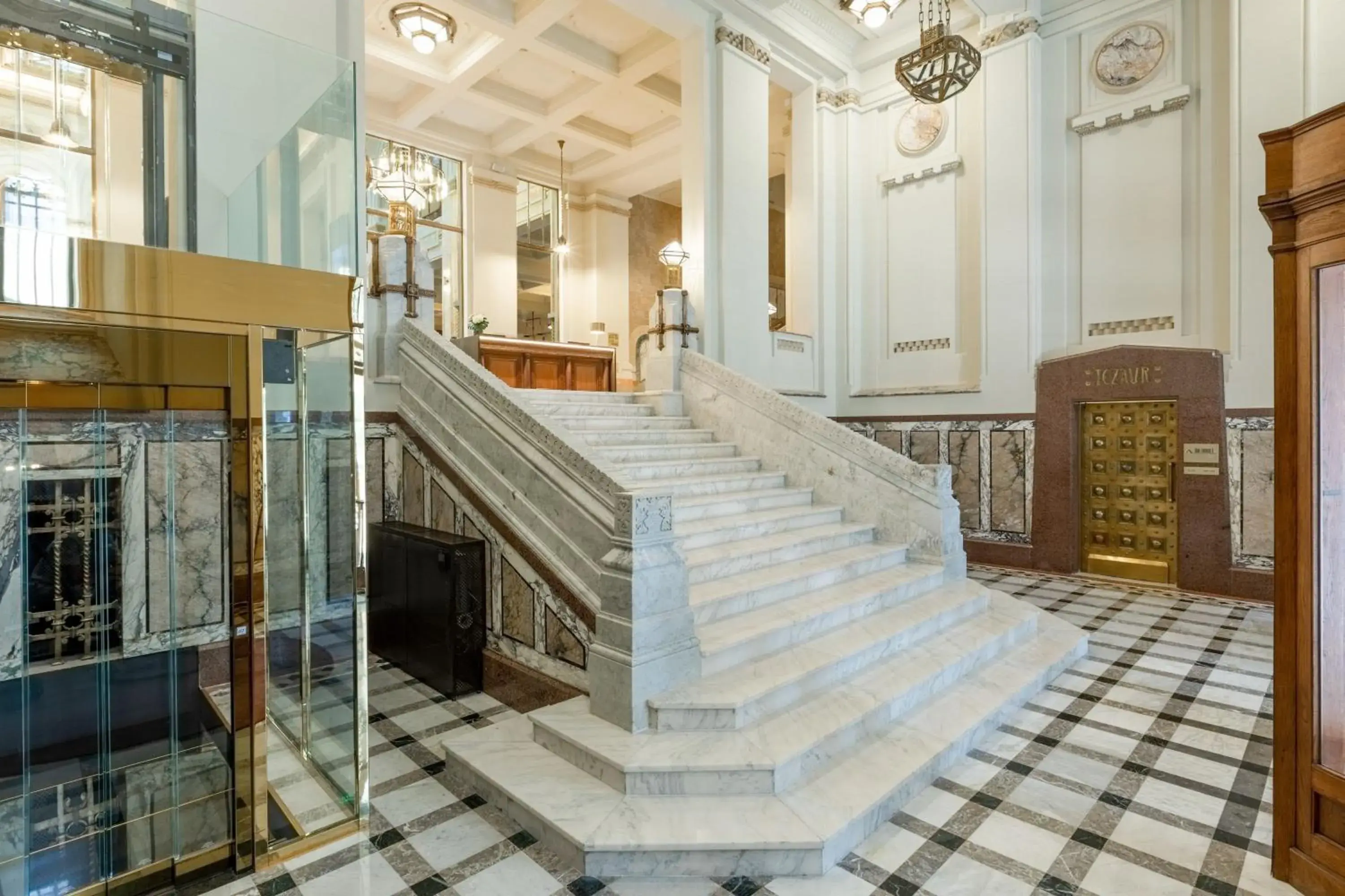 Lobby or reception in The Marmorosch Bucharest, Autograph Collection
