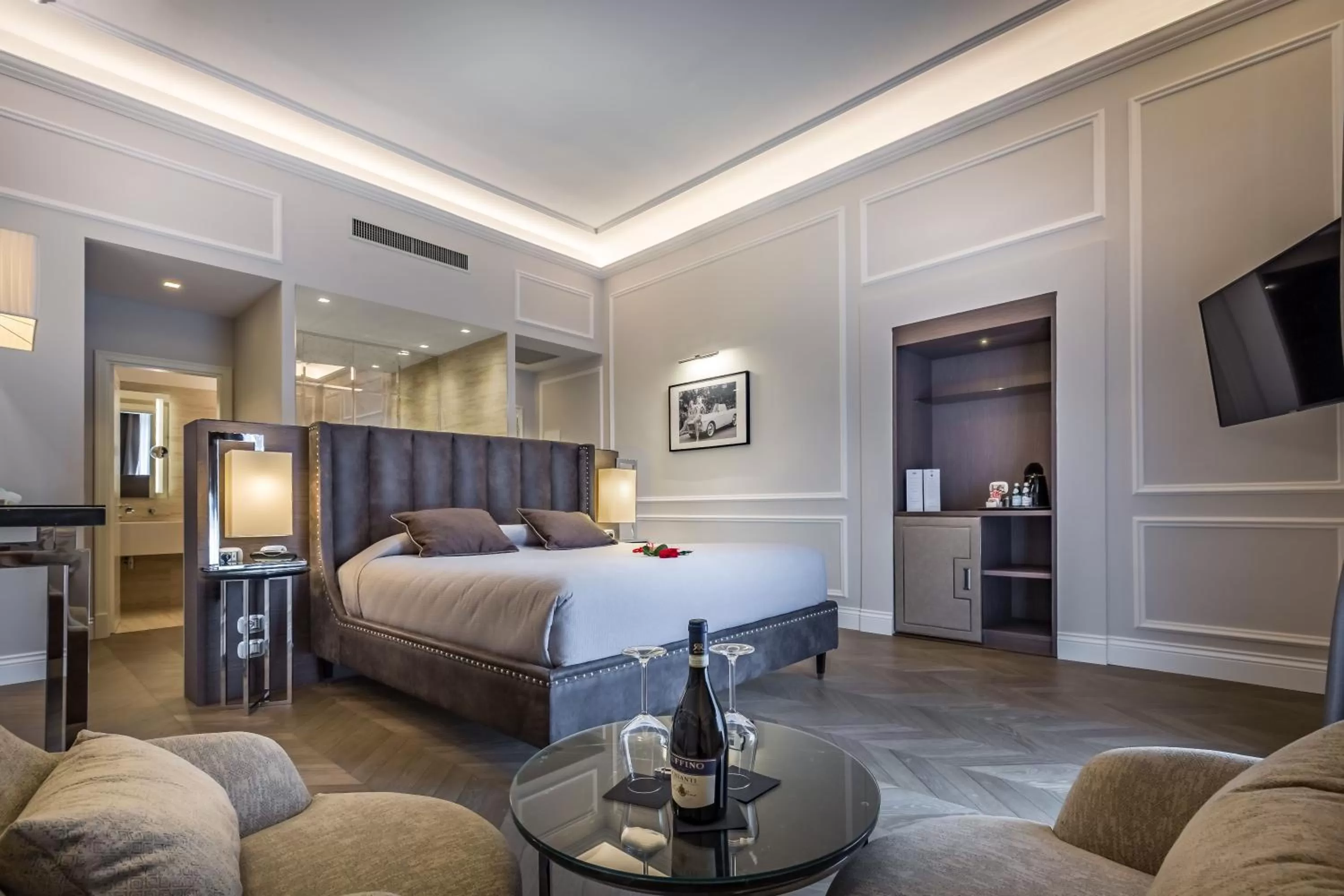 Bedroom, Bed in Palazzo Alfieri - Place of Charme