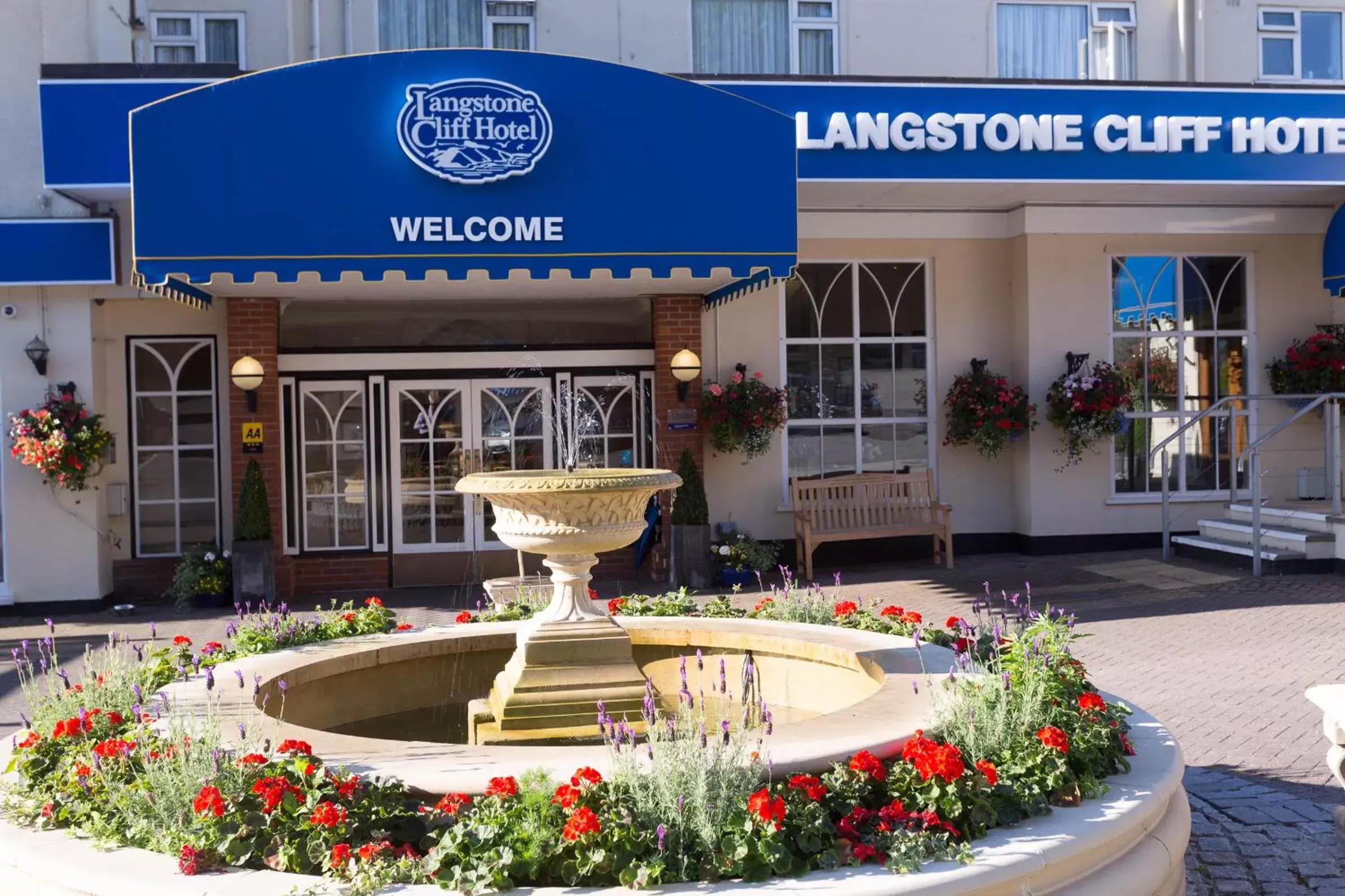 Facade/entrance in Langstone Cliff Hotel