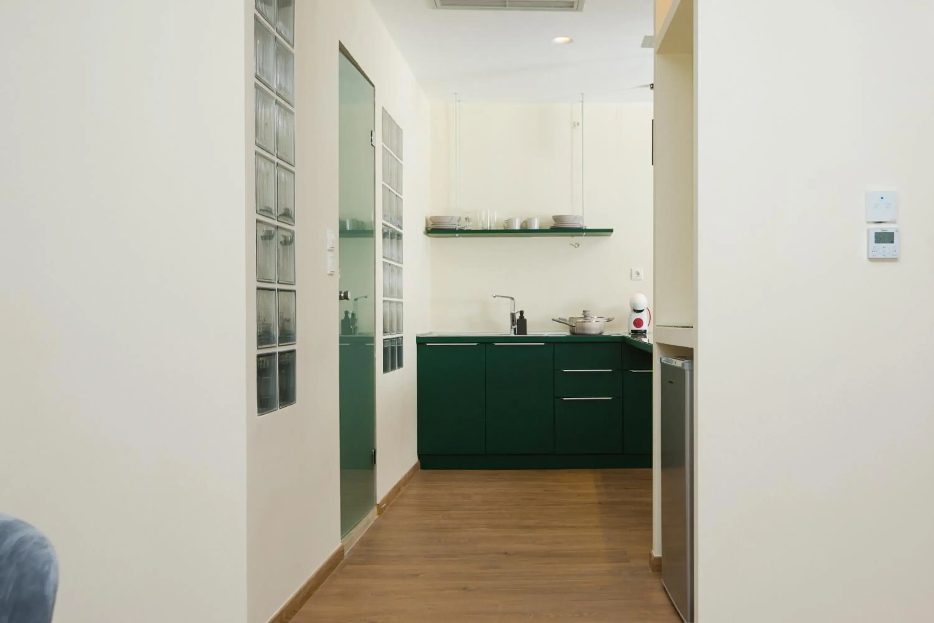 King Room with Spa Bath in Hotel @Syngrou Fix King Room with Spa Bath in Hotel @Syngrou Fix