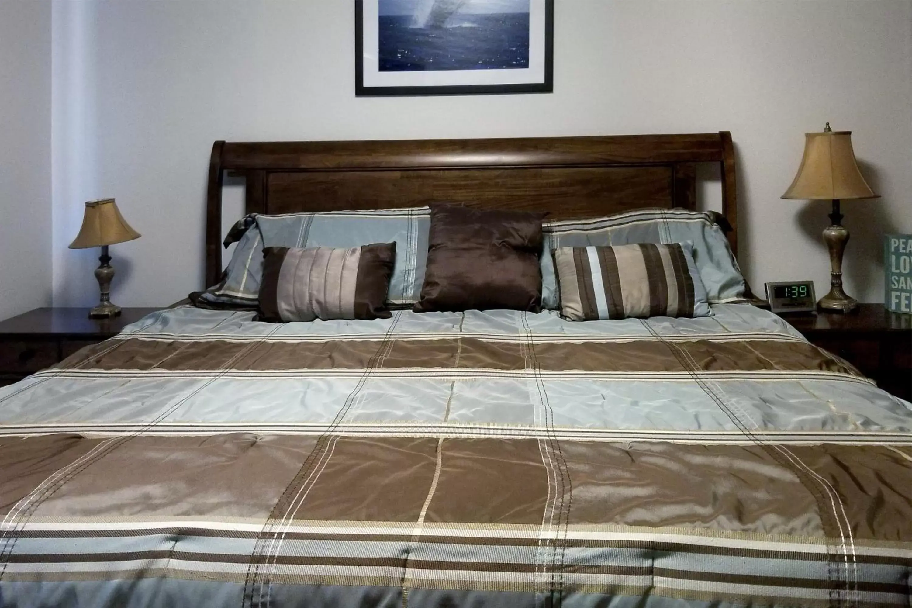 Bedroom, Bed in Ocean Terrace Condominiums