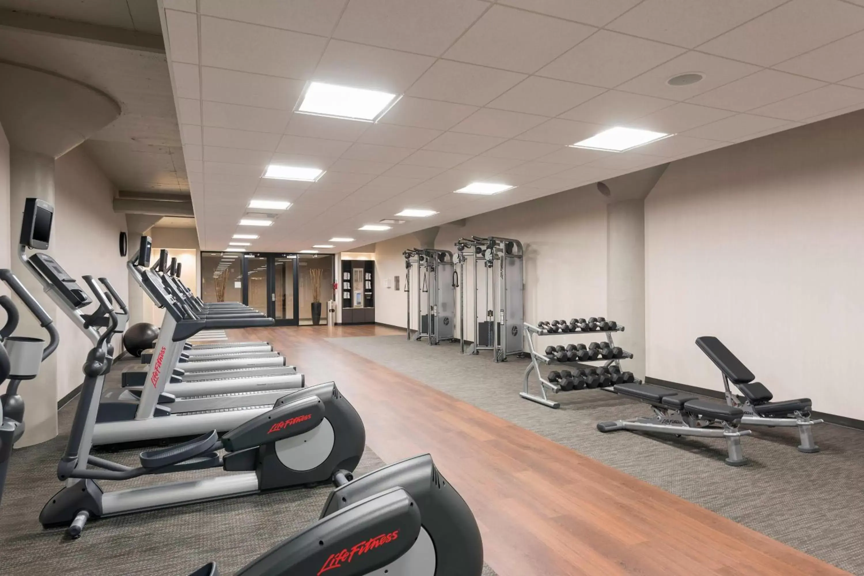 Fitness centre/facilities, Fitness Center/Facilities in Courtyard by Marriott Waterloo Cedar Falls