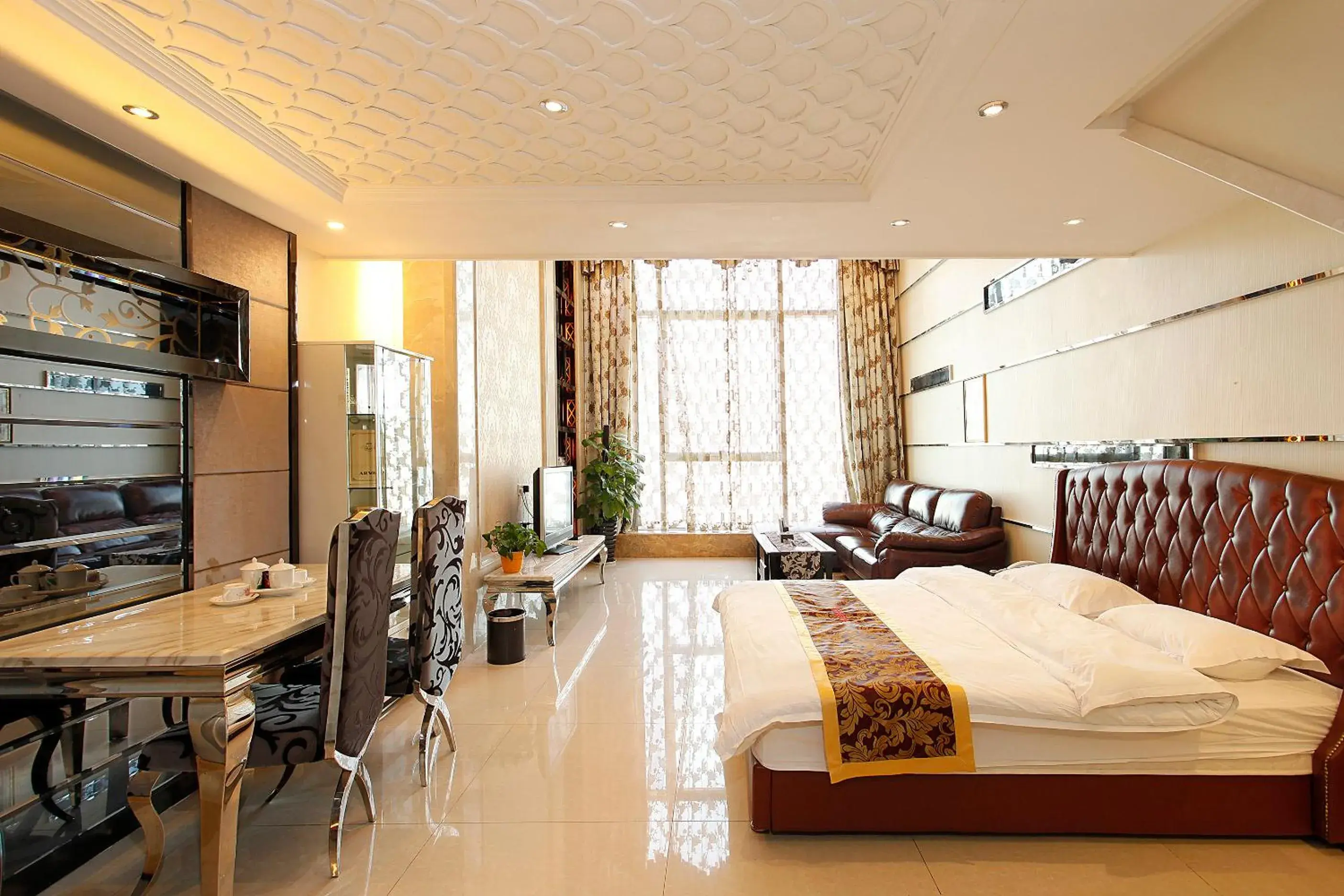 Living room in Louidon Mega Apartment Hotel Of Kam Rueng Plaza - Sunshine Apartment