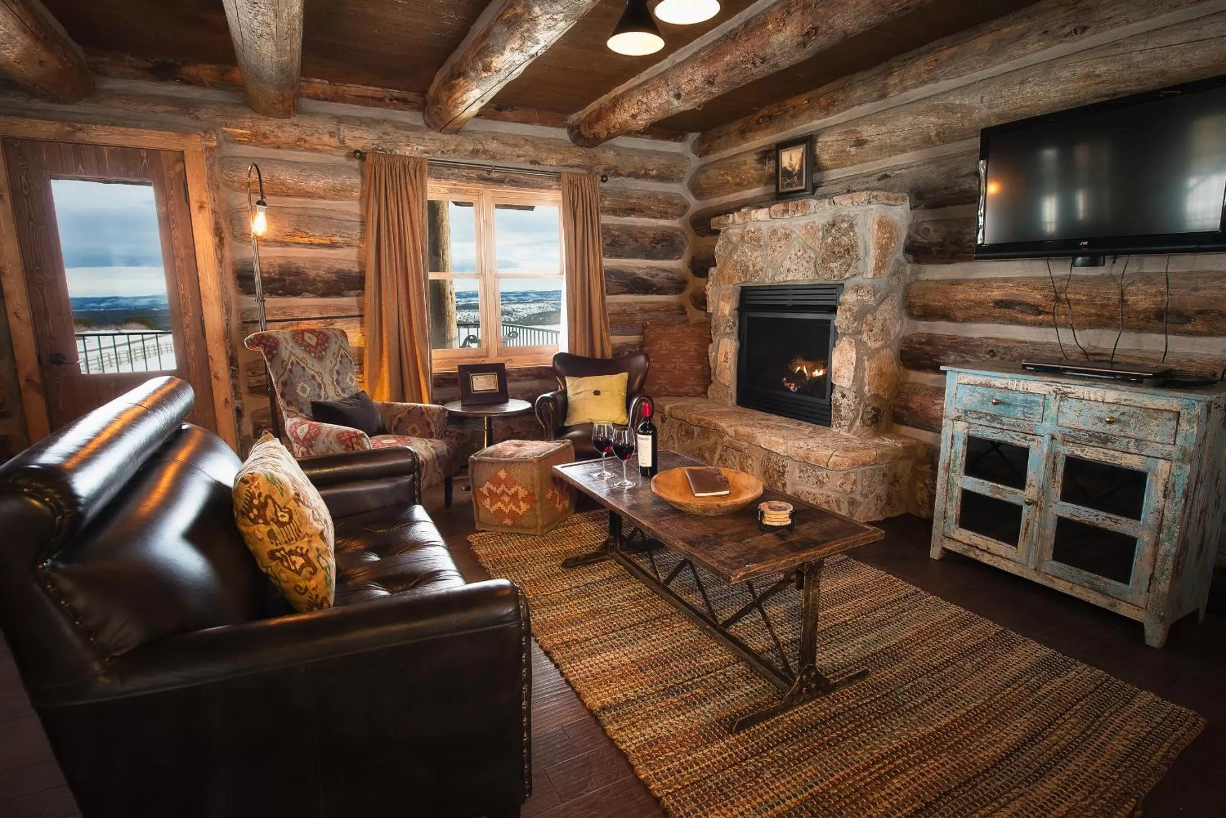 Living room in Zion Mountain Ranch