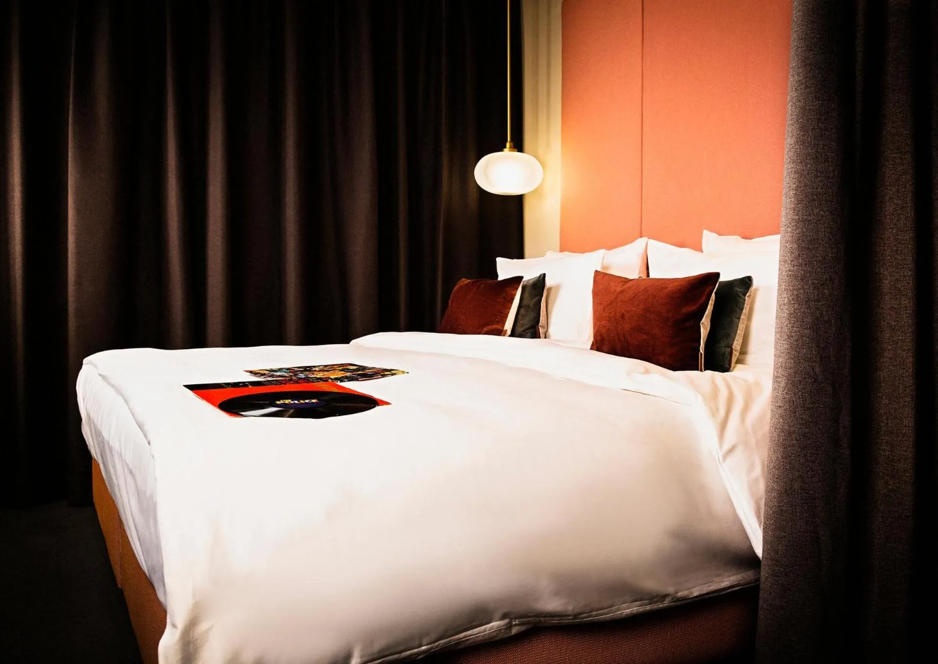 Photo of the whole room, Bed in JAMS Music Hotel Munich