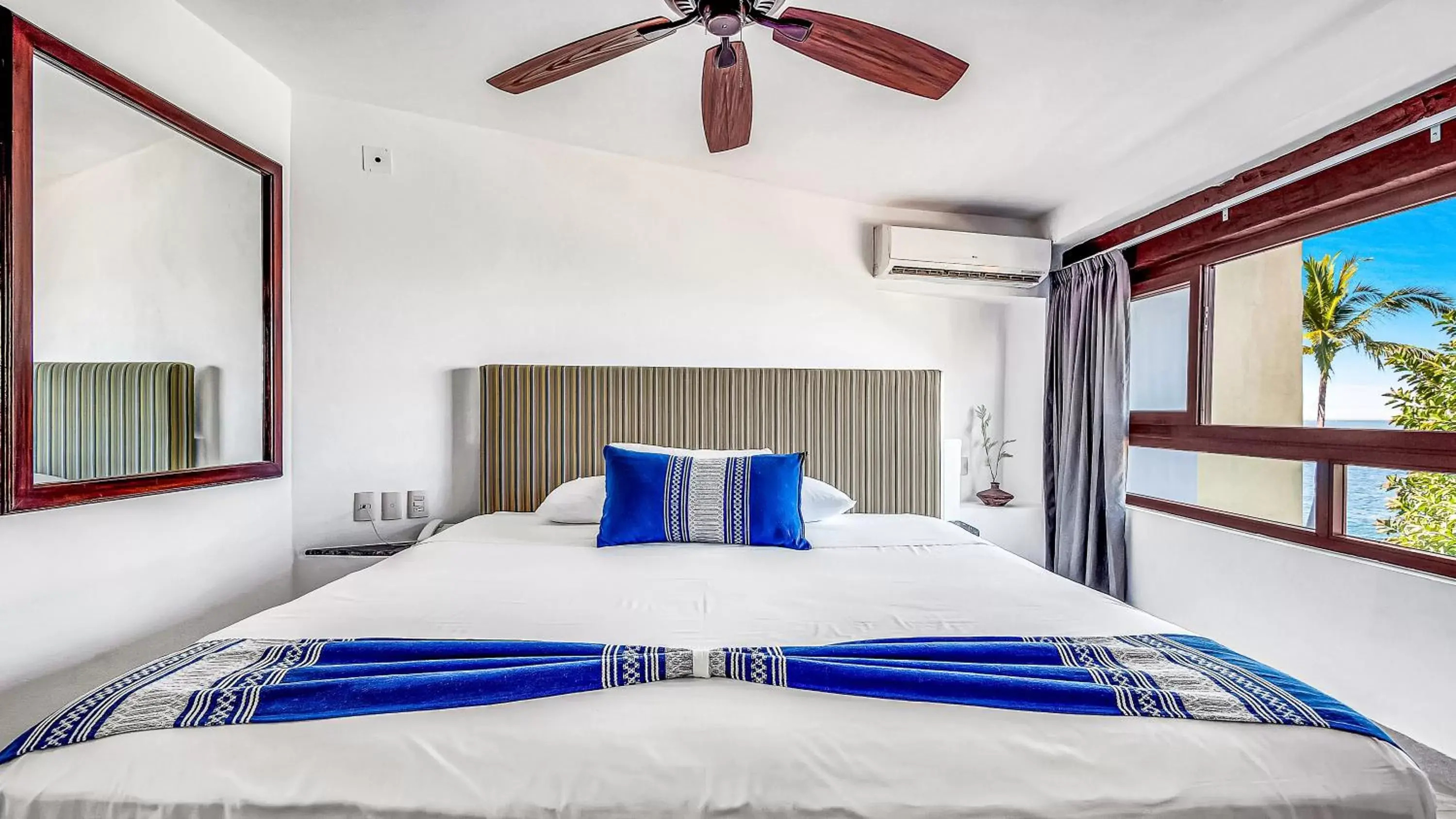 Bedroom, Bed in Marboka Hotel & Suites