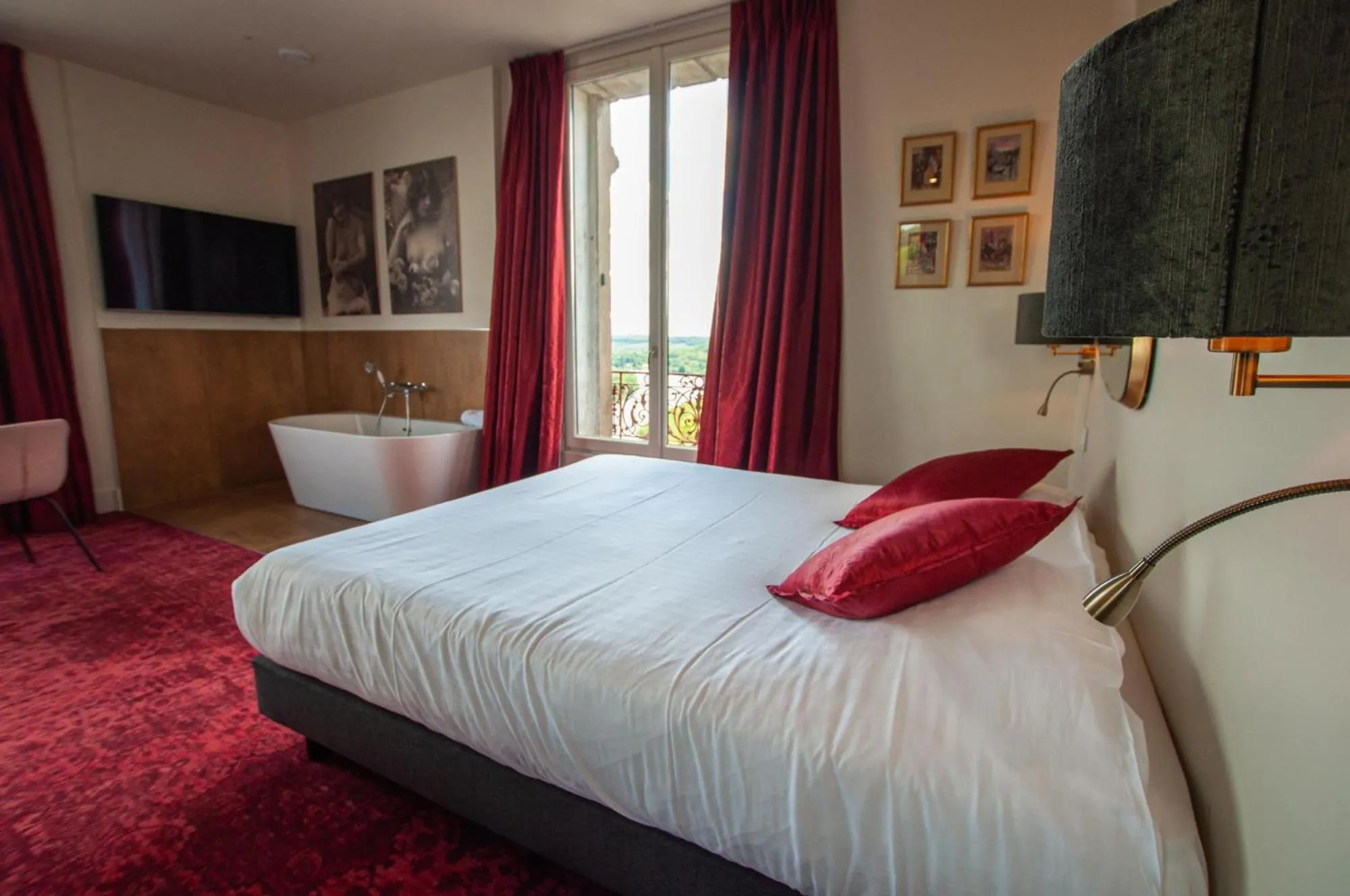 Bed in Domaine De La Corniche