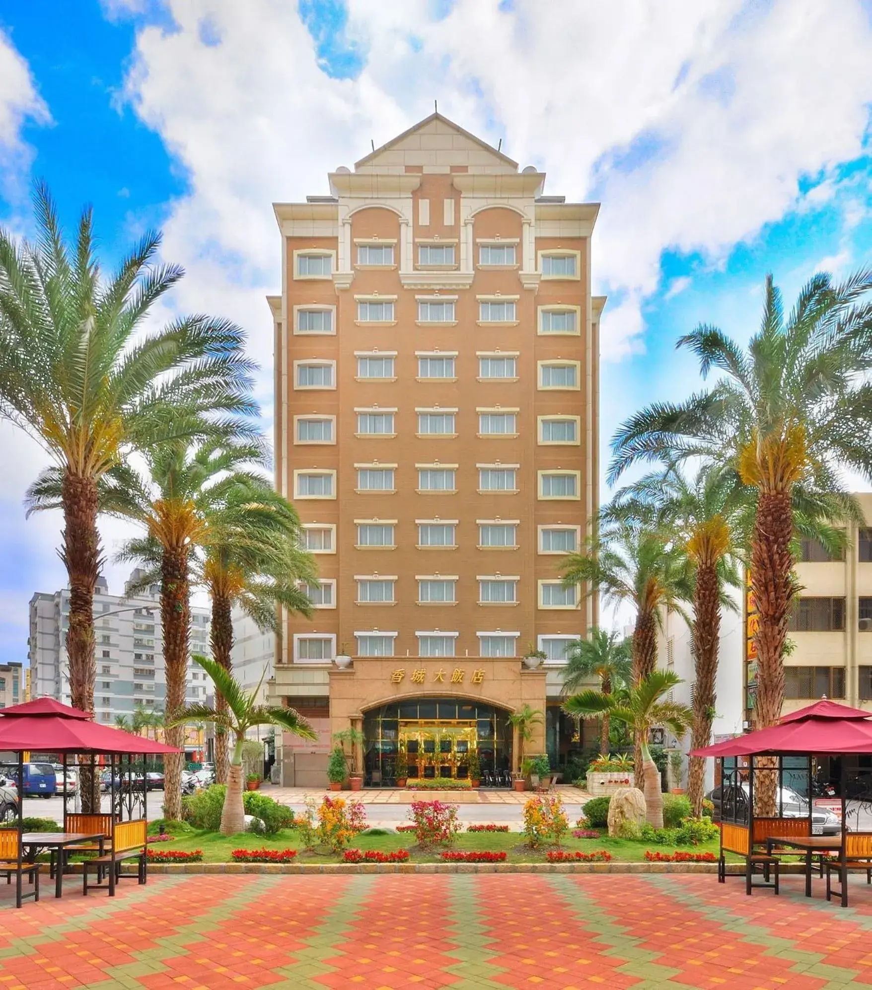 Property building in Hualien Charming City Hotel Property building in Hualien Charming City Hotel