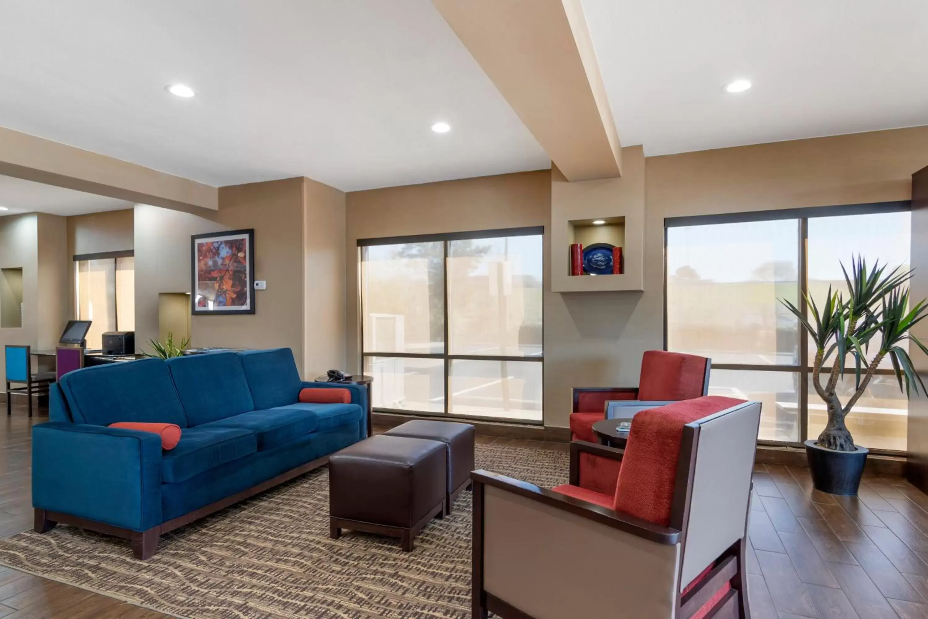 Lobby or reception, Seating Area in Comfort Suites Locust Grove Atlanta South