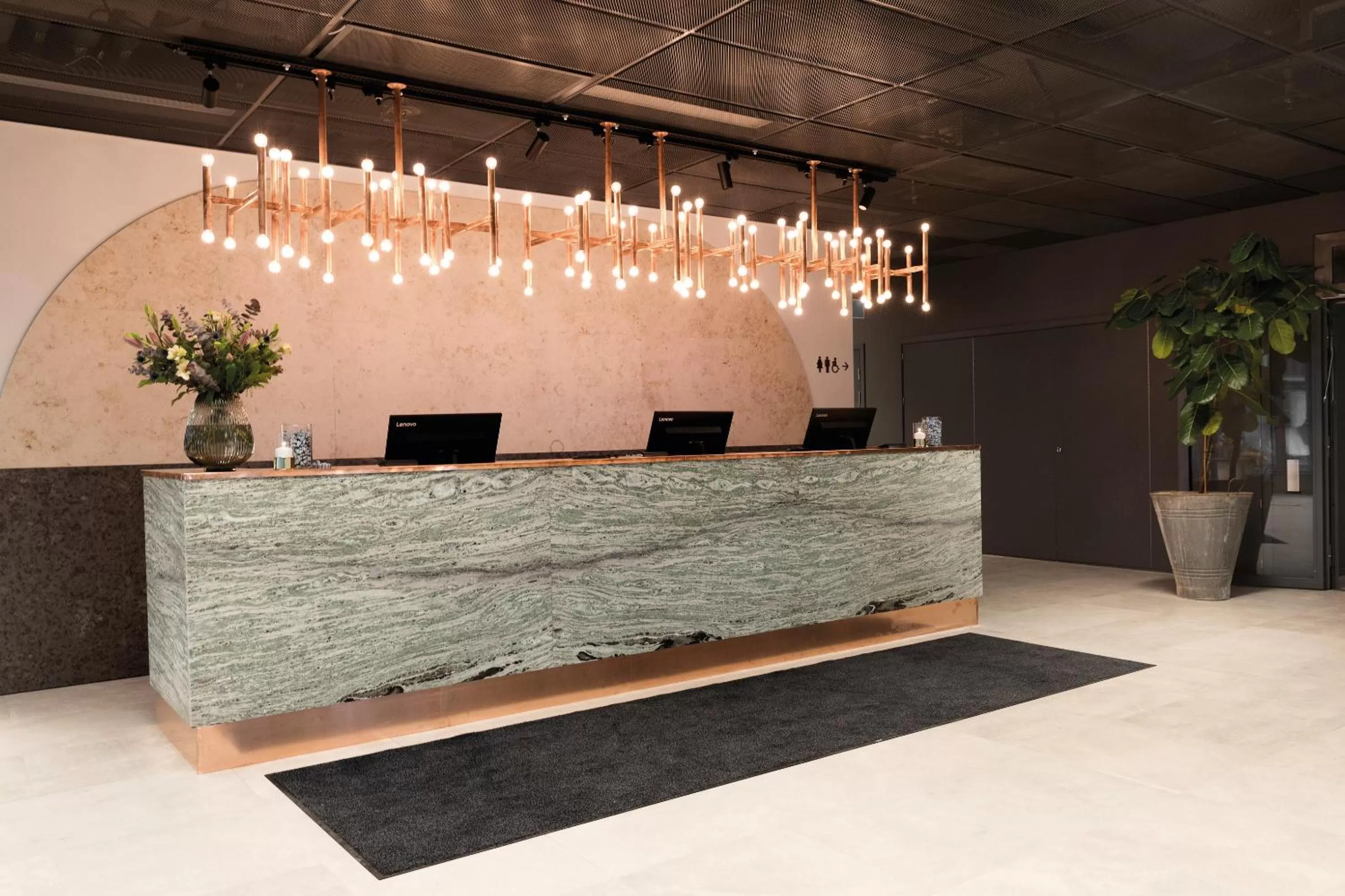 Lobby or reception in Elite Hotel Carolina Tower