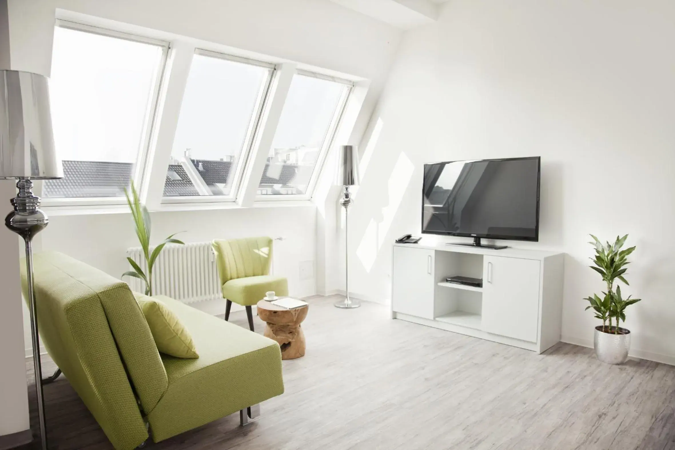 Living room, Seating Area in Apartments Rosenthal Residence