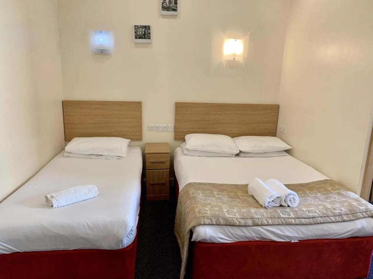 Bedroom, Bed in Britannia Inn Hotel