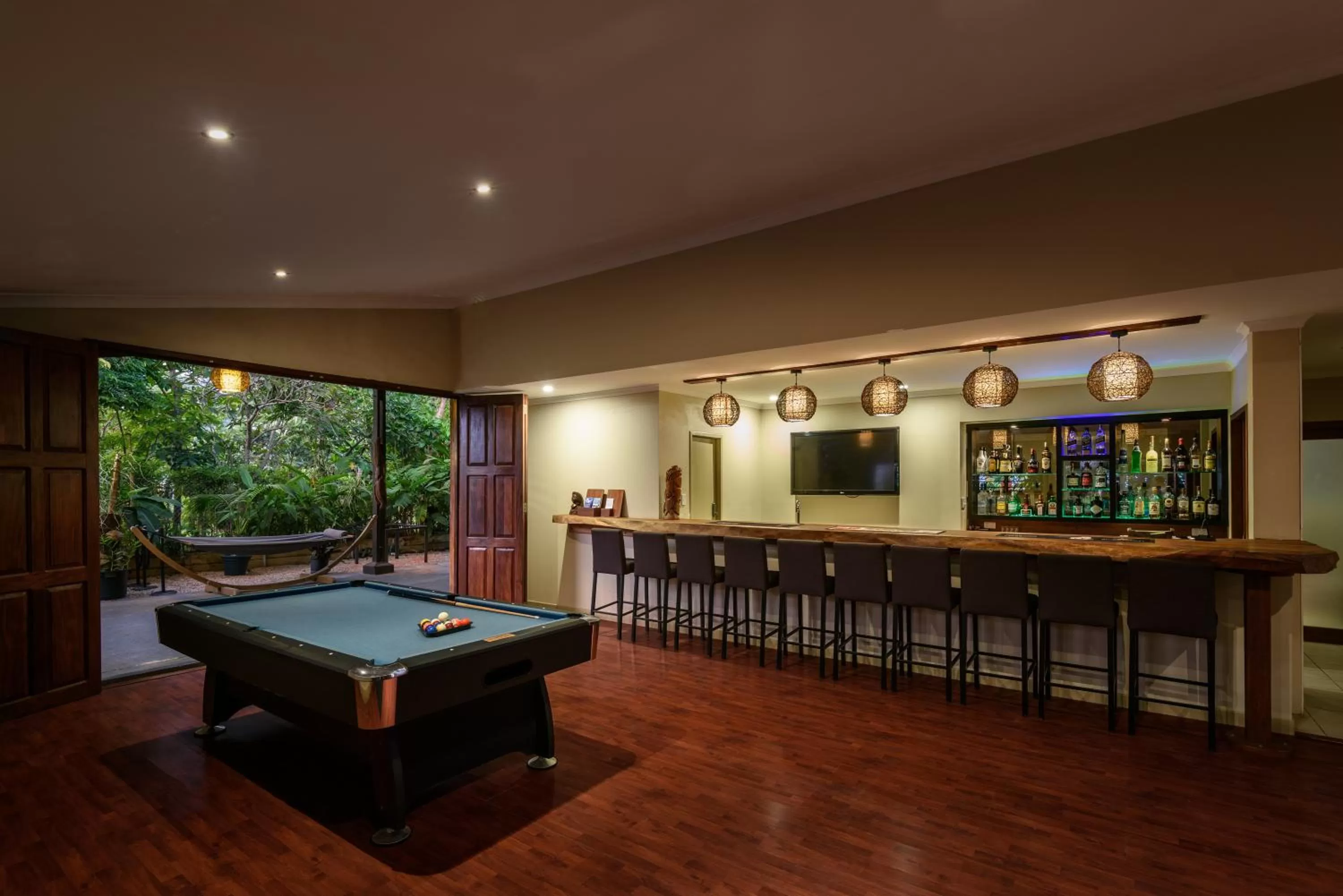 Lounge or bar in The Espiritu