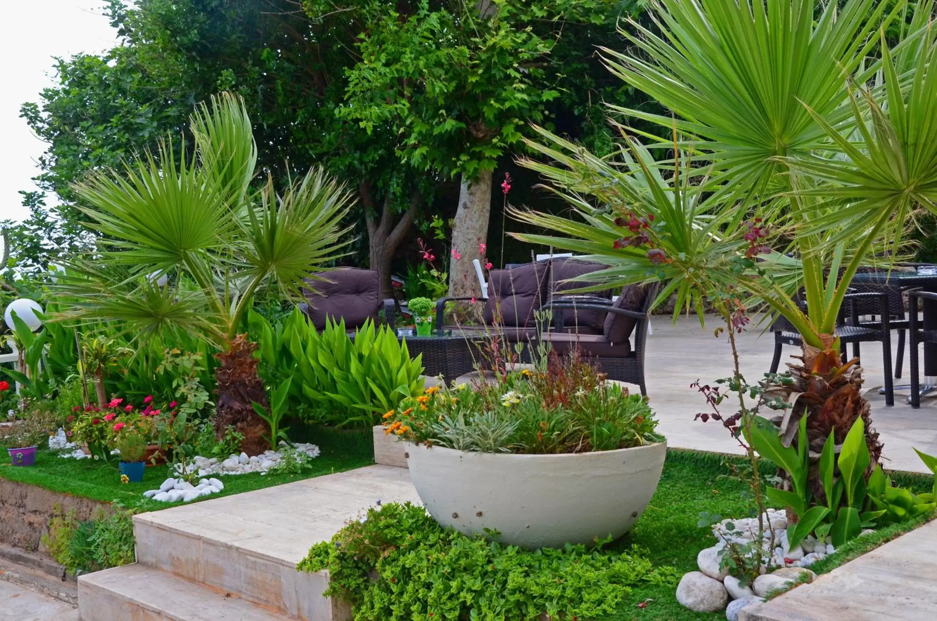 Garden view, Garden in Lara Otel