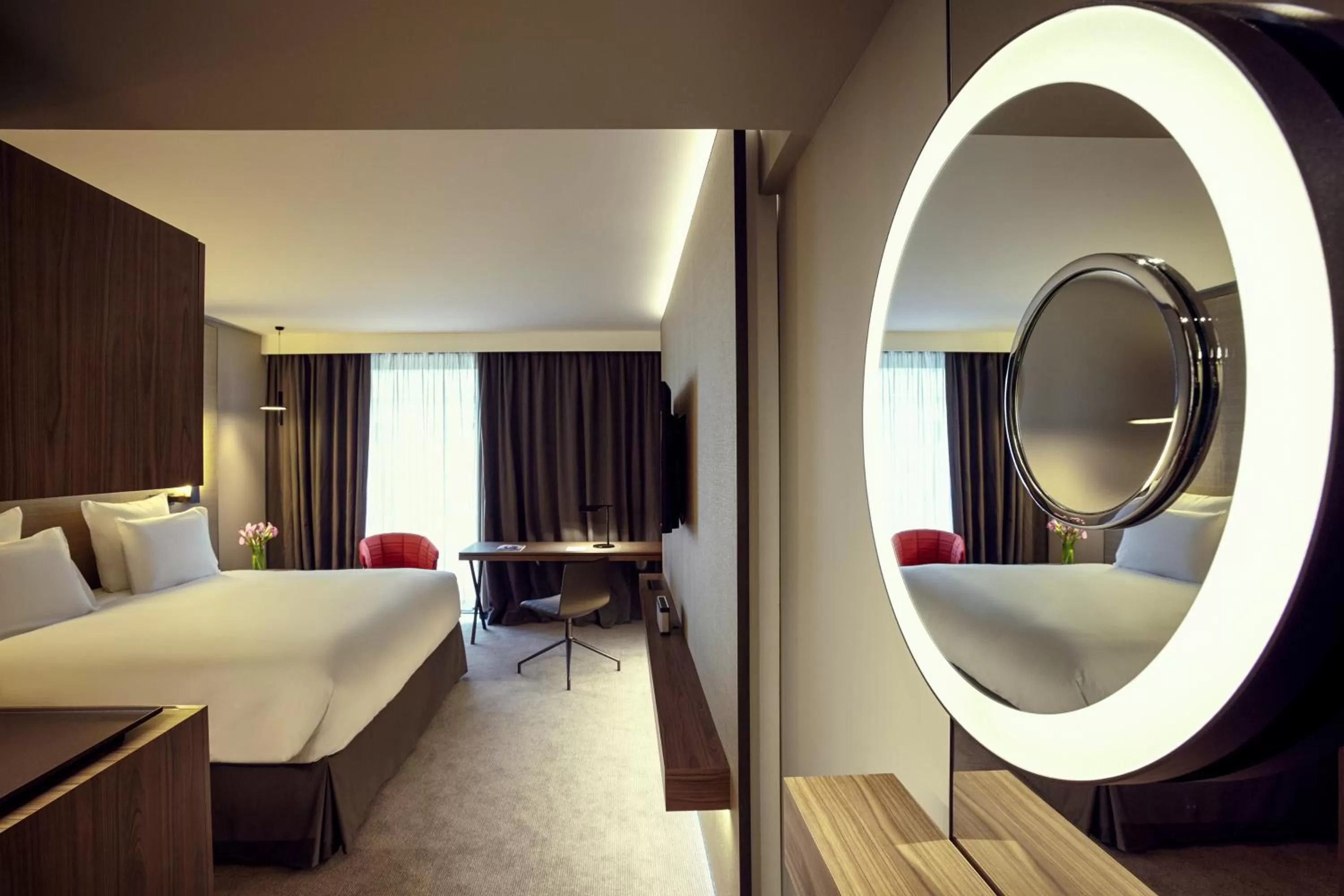 Bedroom, Bed in Pullman Paris Roissy Cdg Airport