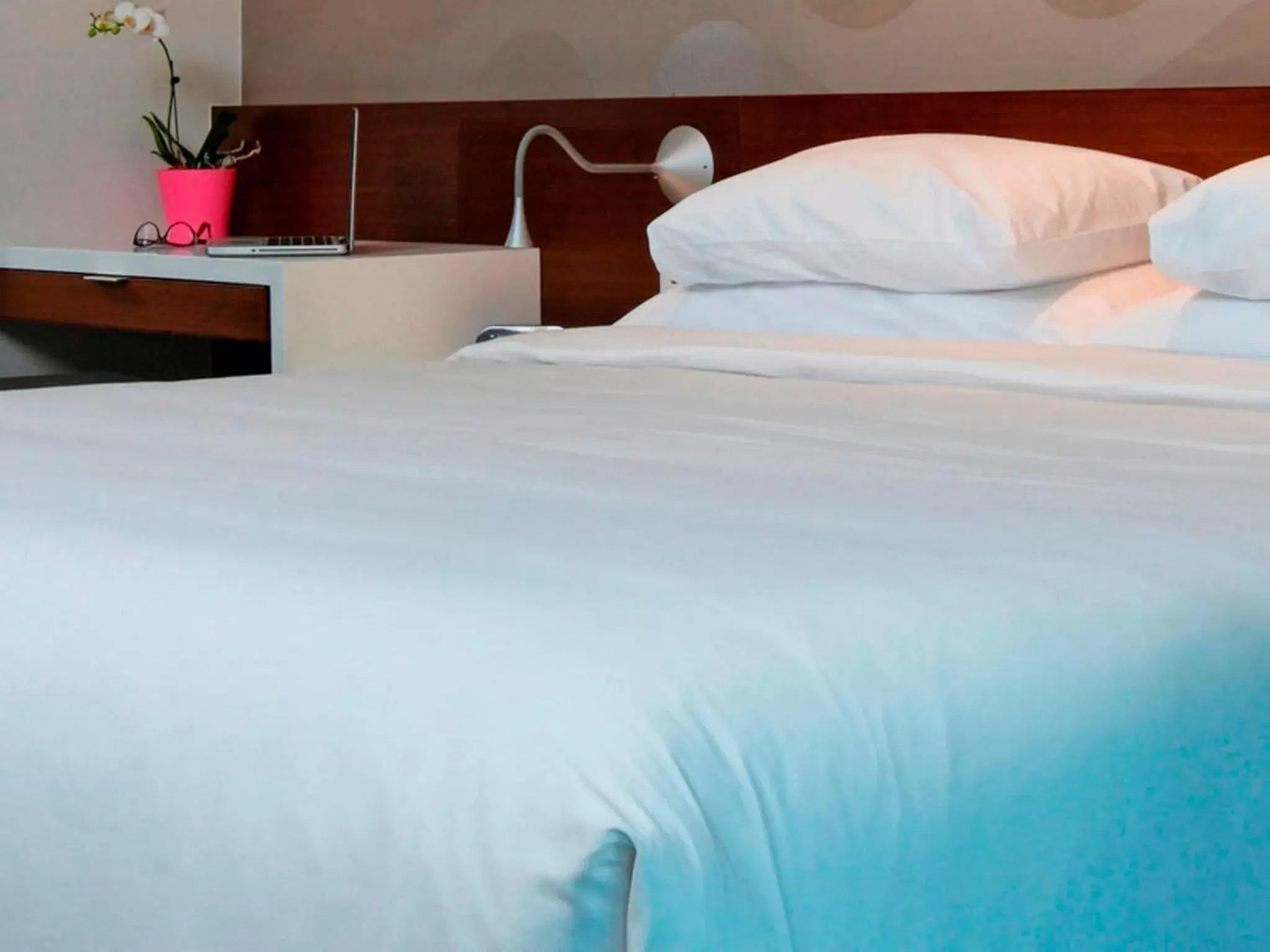 Bed in Mere Hotel Bed in Mere Hotel