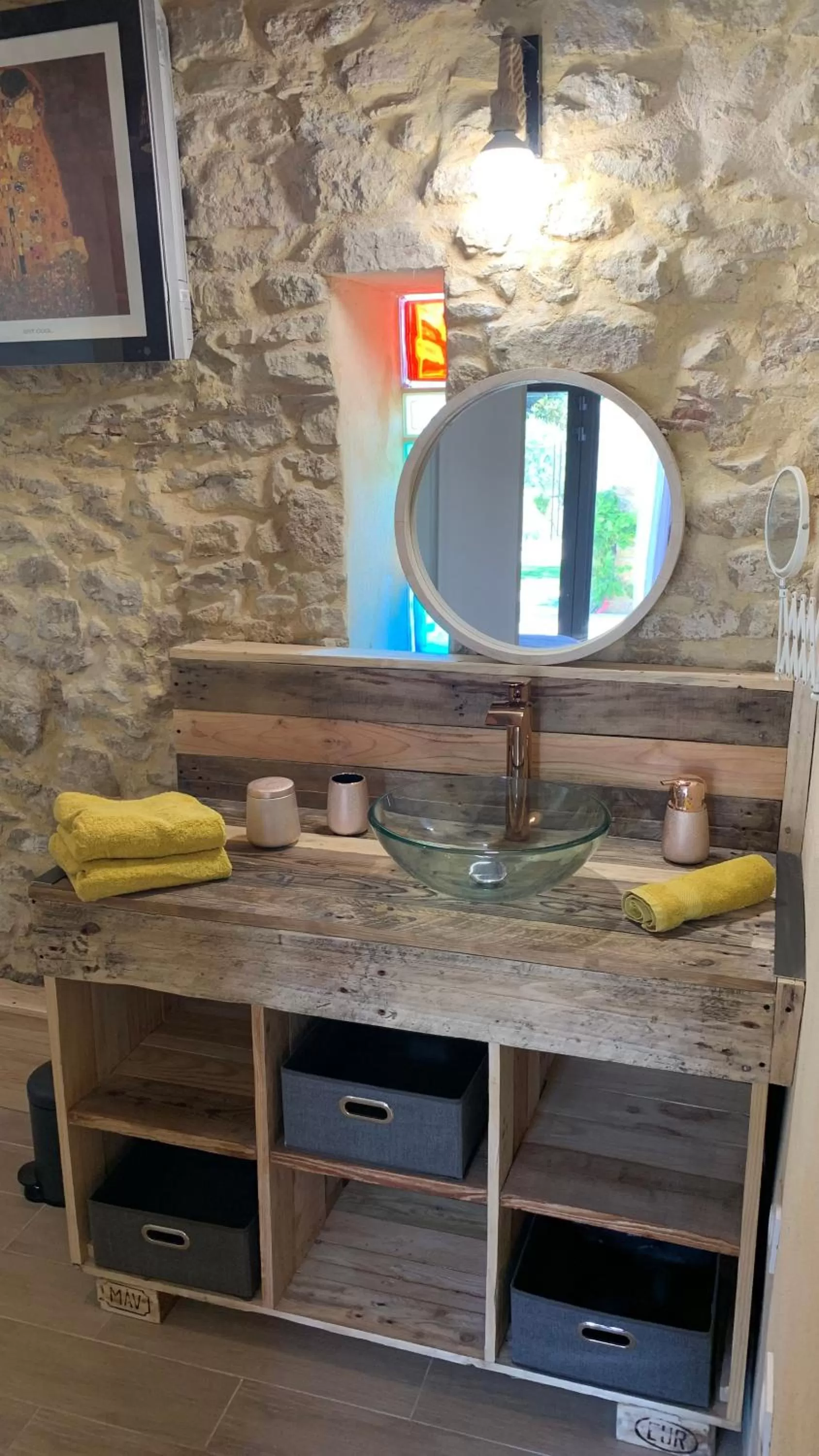 Bathroom in Le Mas Andoli