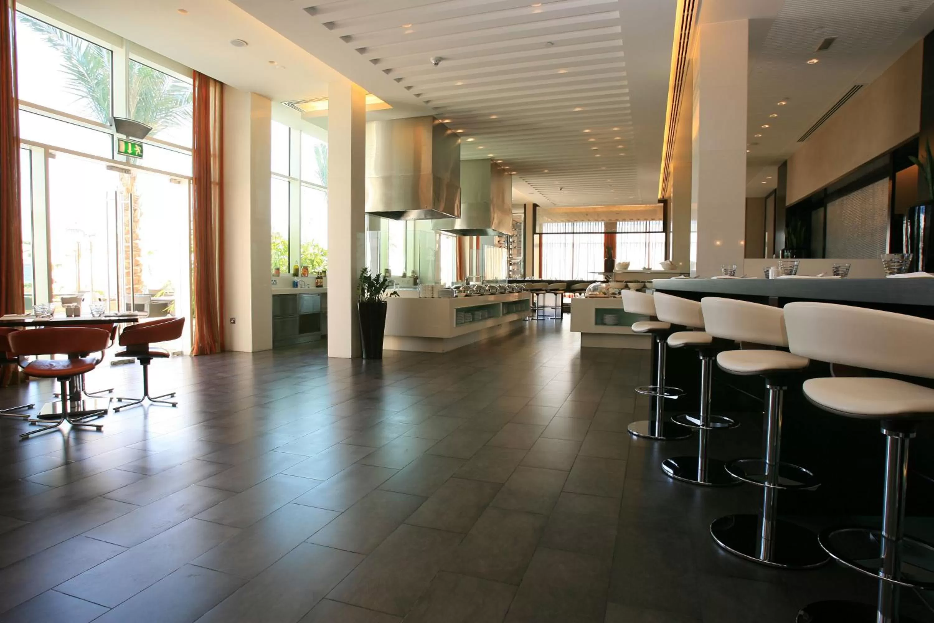 Restaurant/places to eat in Centro Yas Island-by Rotana