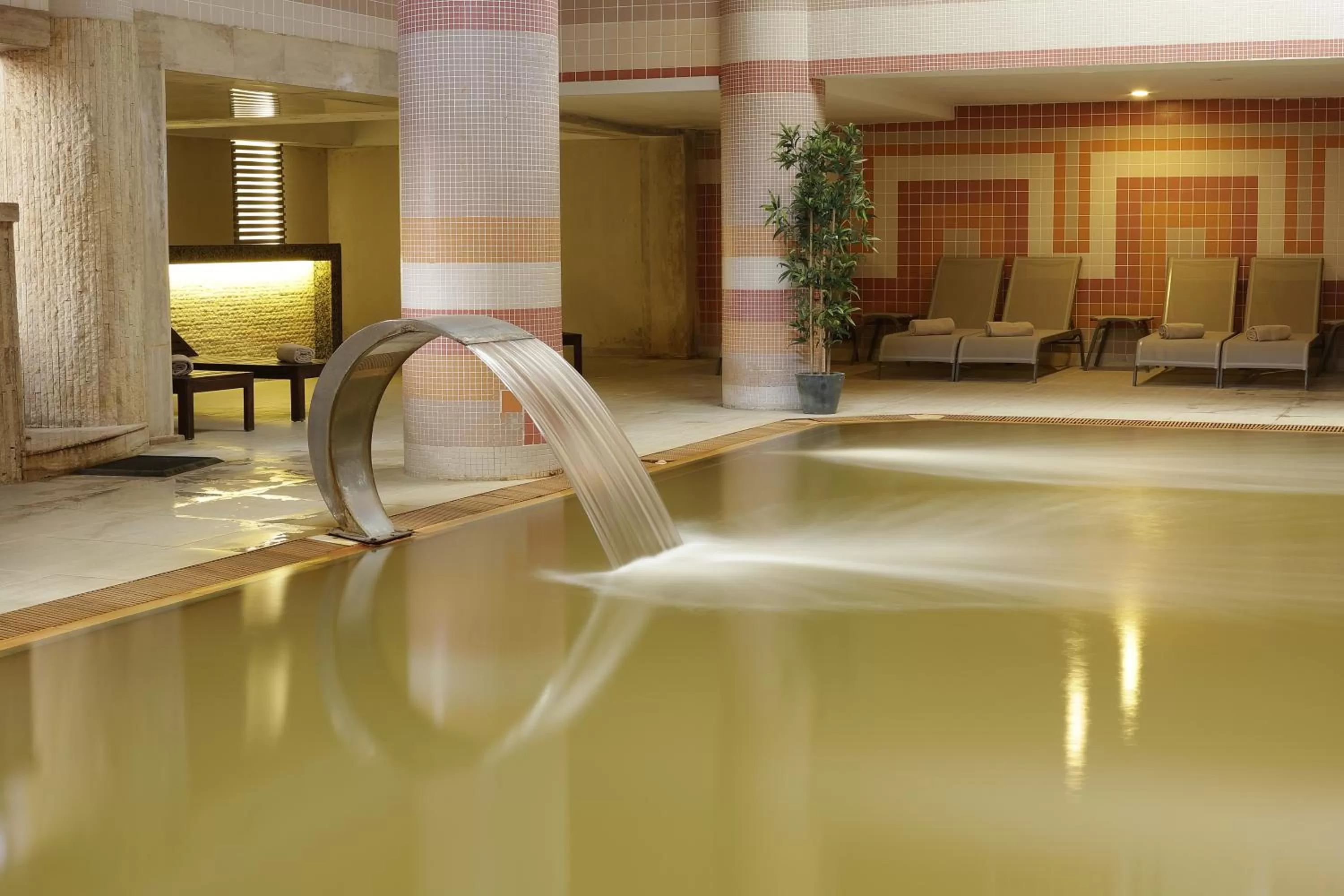 Spa and wellness centre/facilities in Pırıl Hotel Thermal&Beauty SPA
