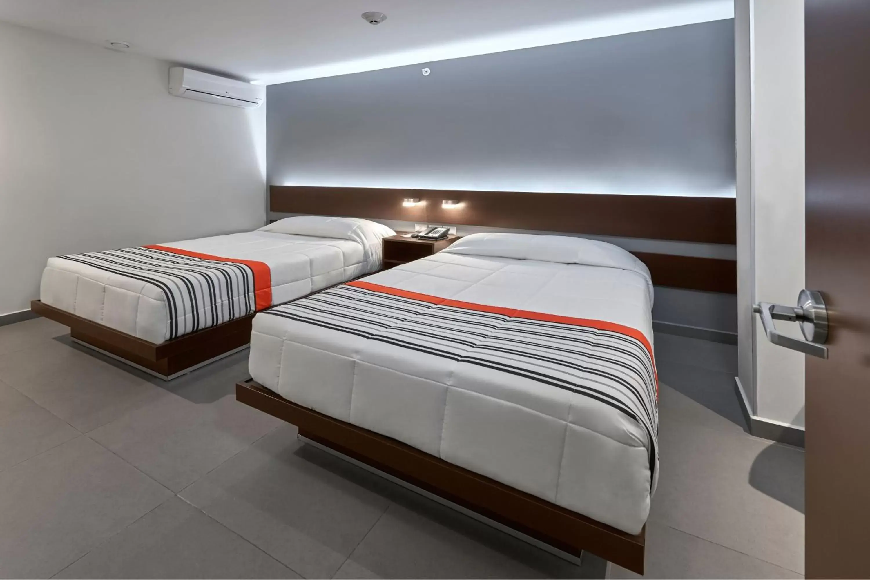 Double Room with Two Double Beds in City Express Junior by Marriott Aguascalientes Centro