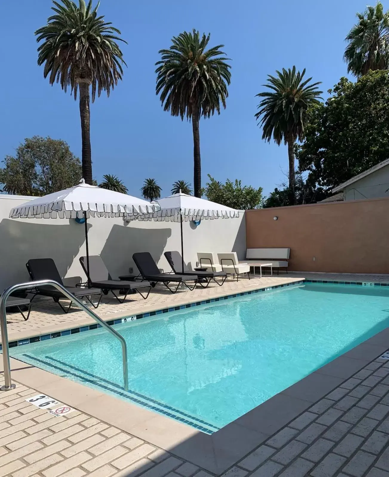 Swimming pool in Alsace LA Swimming pool in Alsace LA