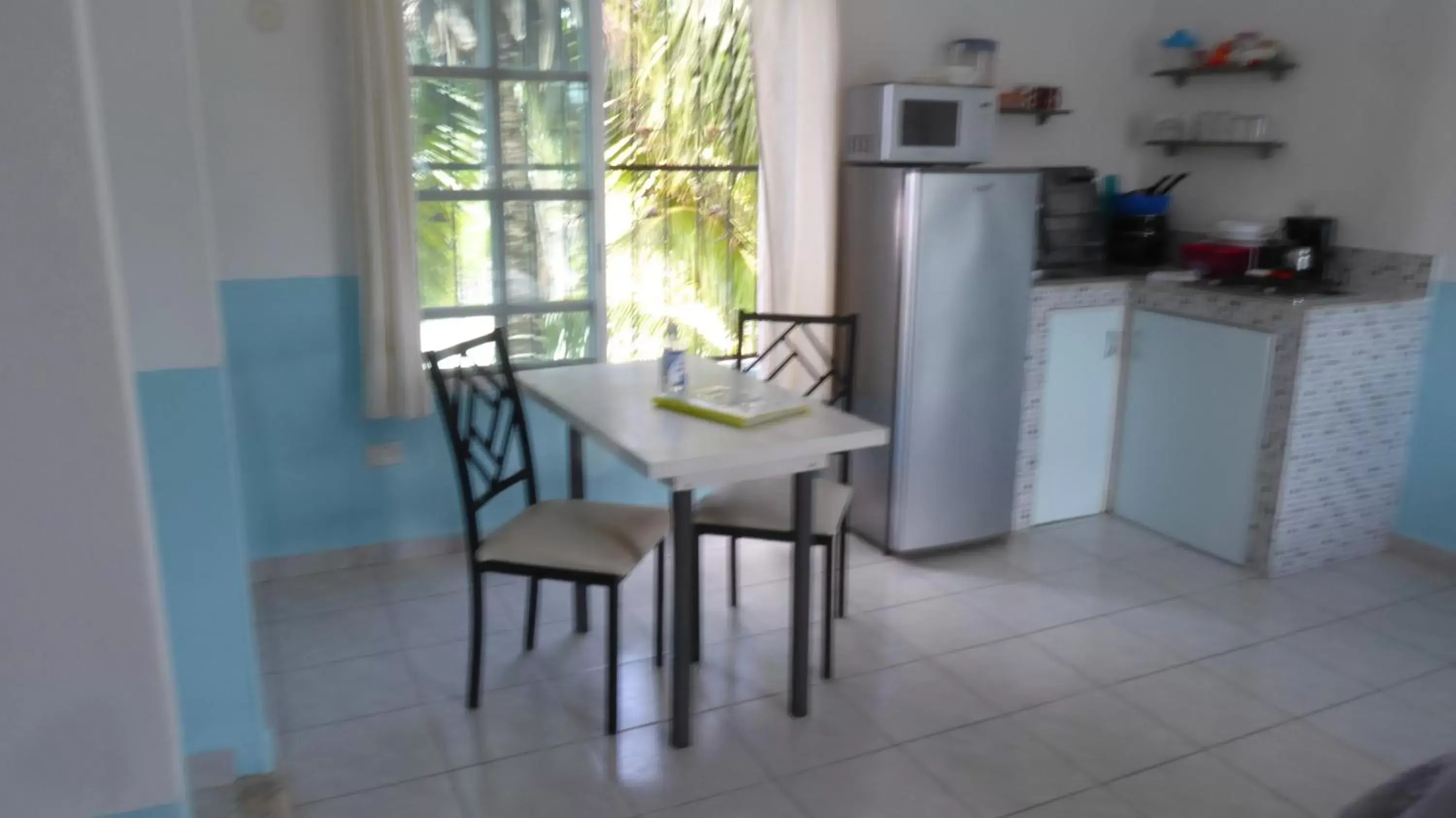 Dining area, Kitchen/Kitchenette in Claro de Luna