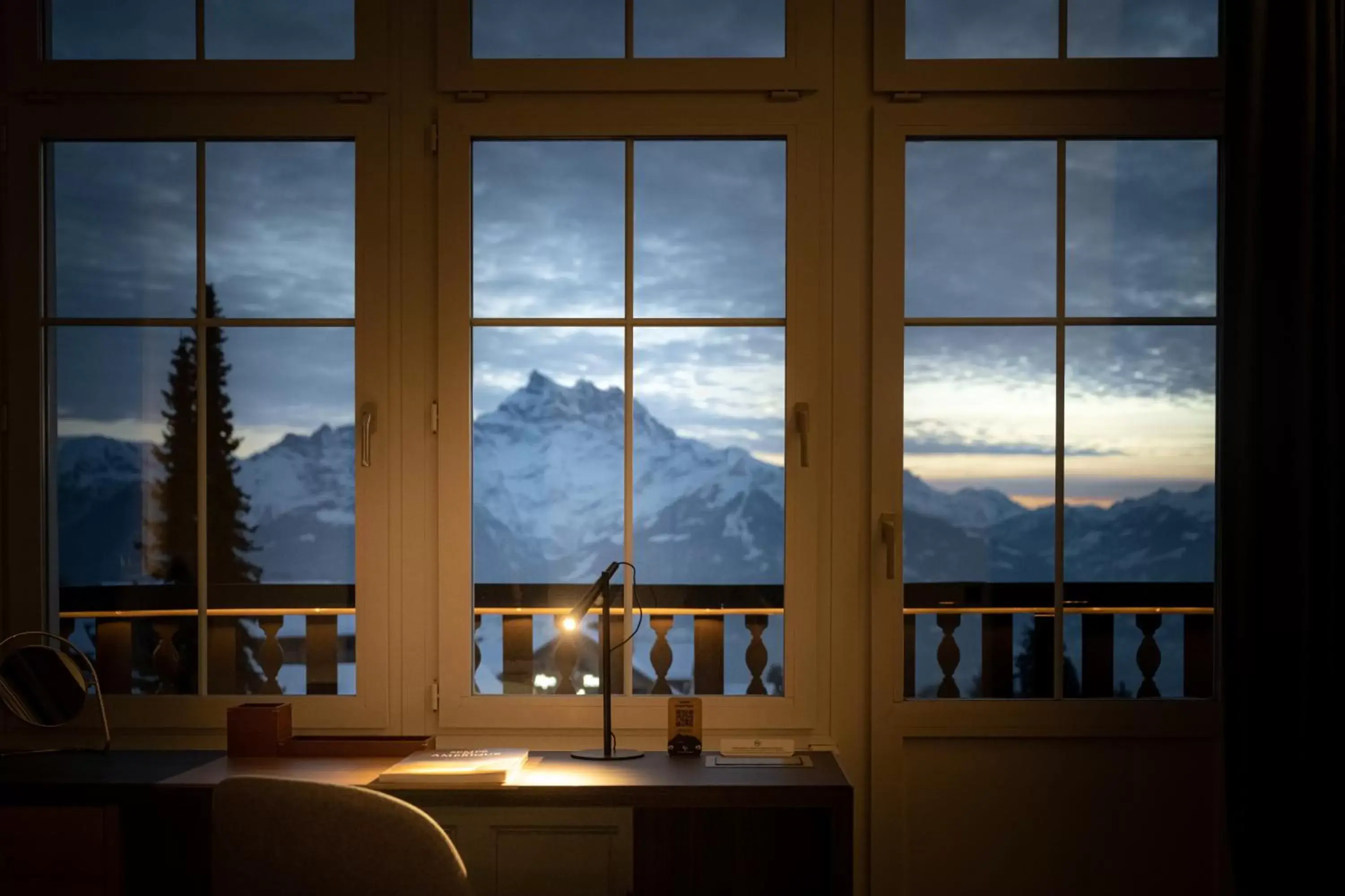 View (from property/room), Mountain View in Villars Palace