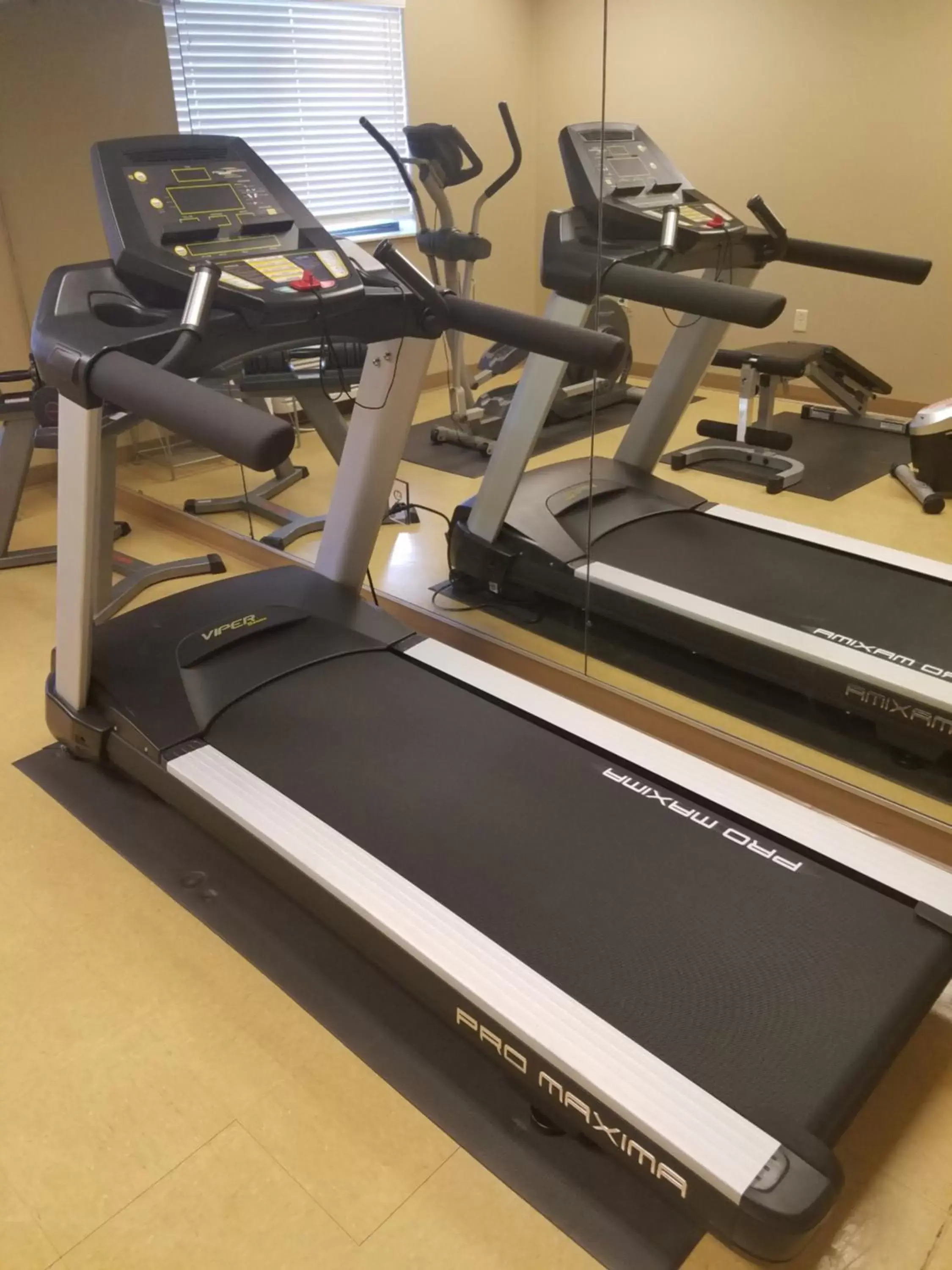 Fitness centre/facilities, Fitness Center/Facilities in Country Hearth Inn & Suites Edwardsville